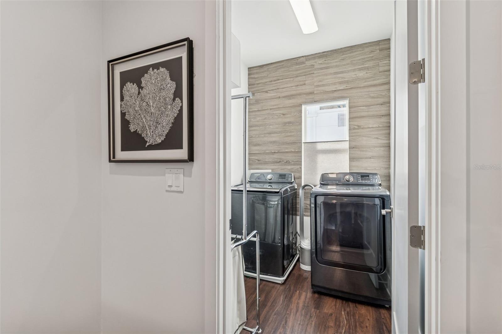 SOUTH MACDILL TWNHMS - Residential