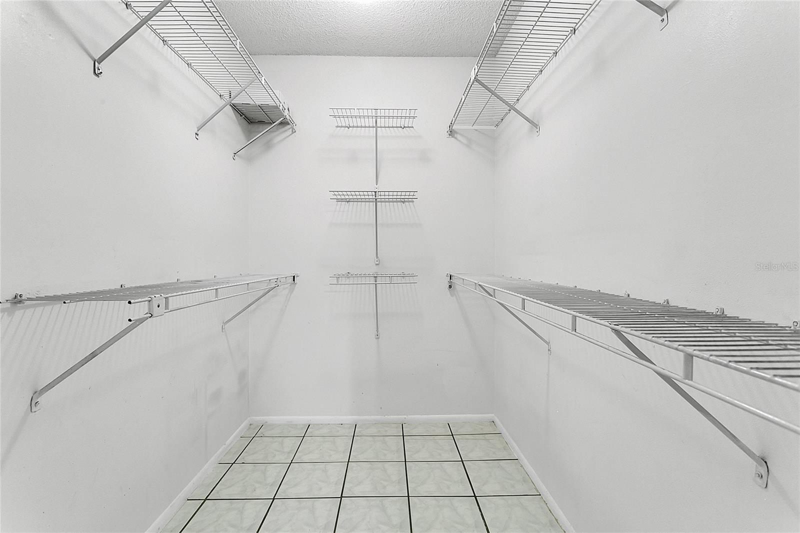 NORTHLAKE VILLAGE CONDO 6 - Residential Lease