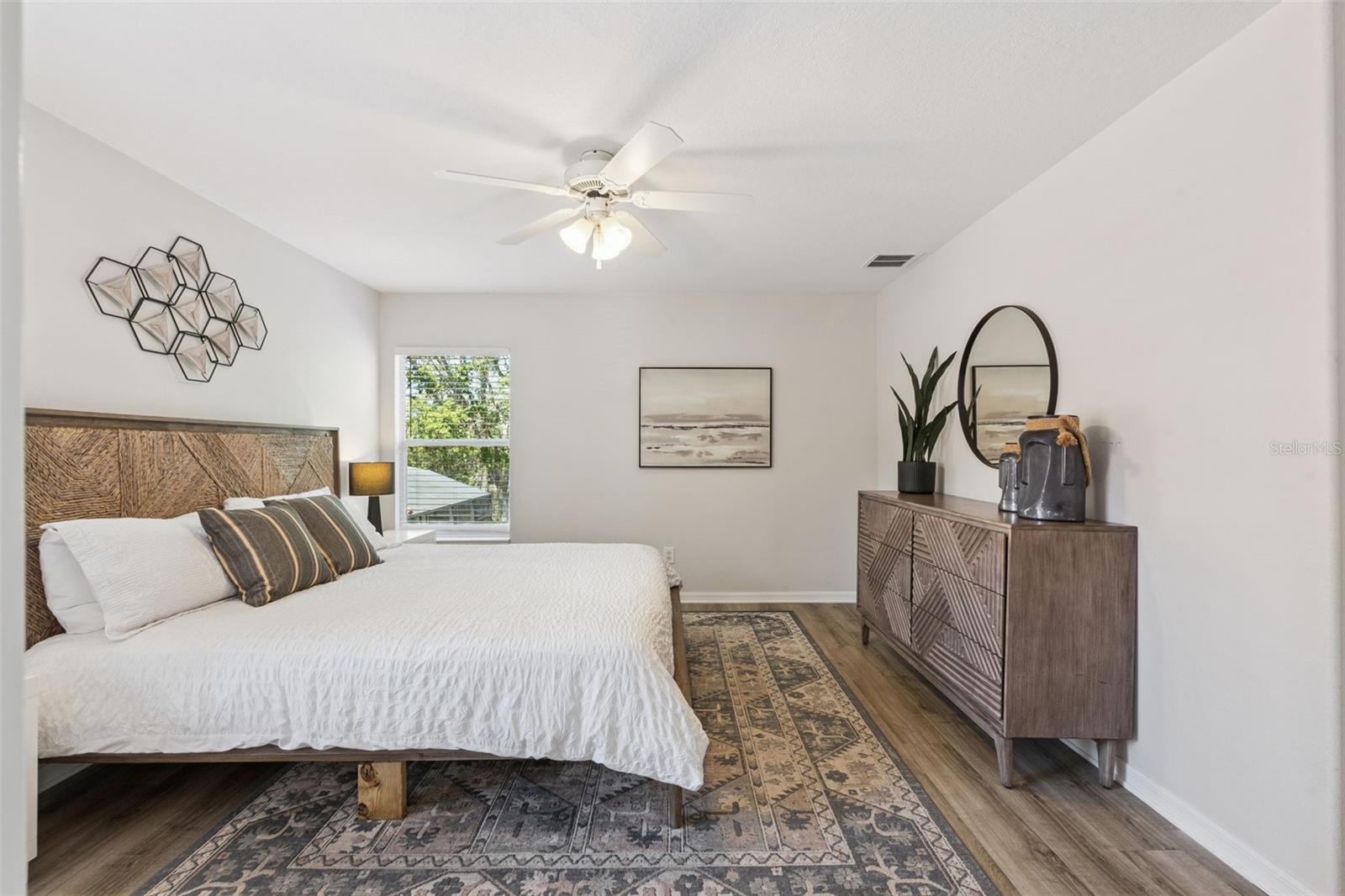 WATERSONG PH 1 - Residential