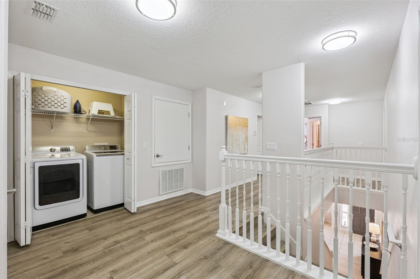 WATERSONG PH 1 - Residential