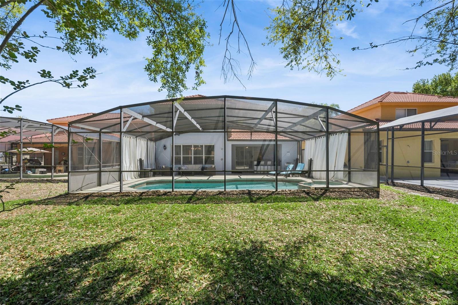 WATERSONG PH 1 - Residential