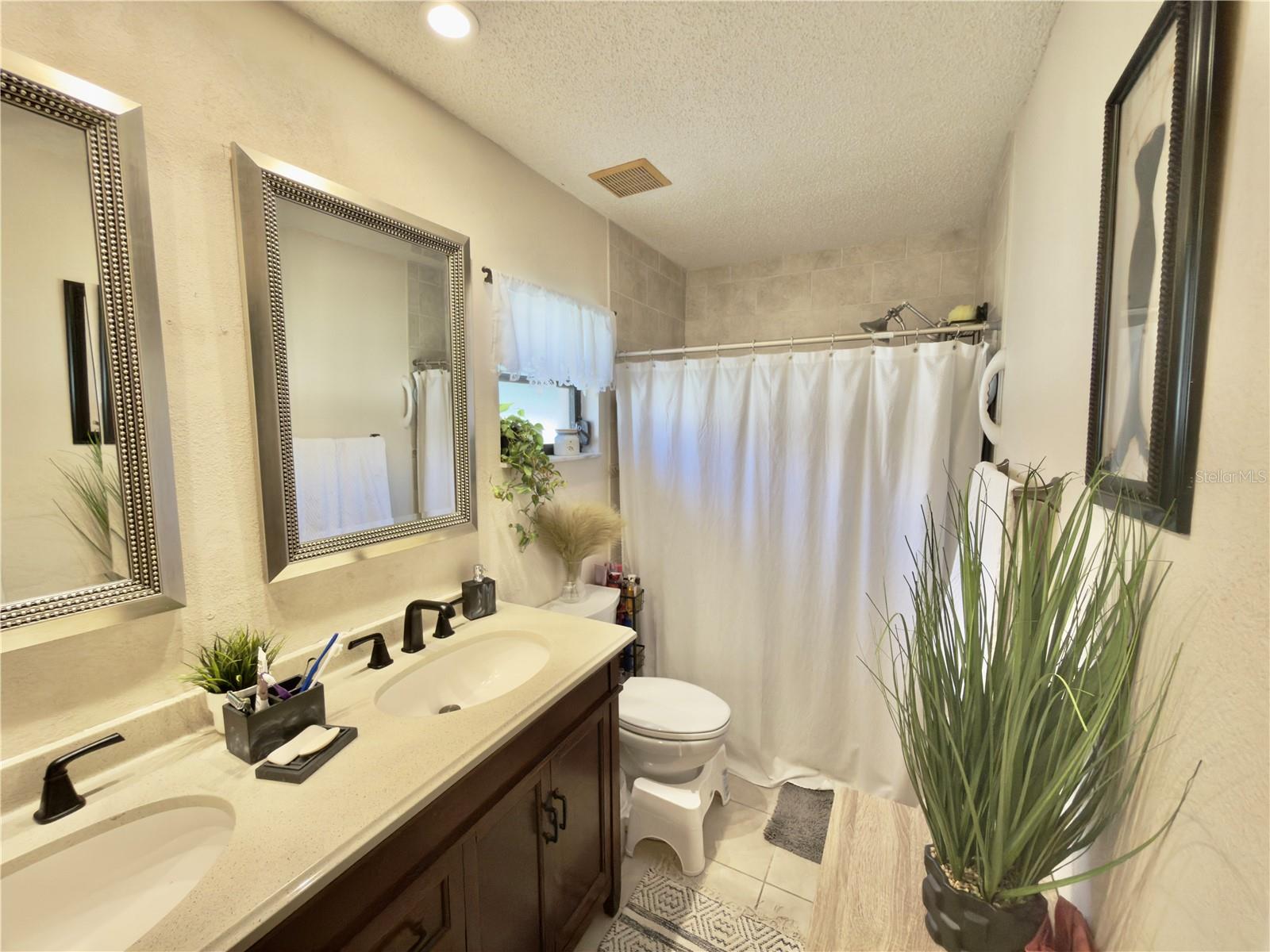 WALDEN LAKE SUB UN 1 - Residential