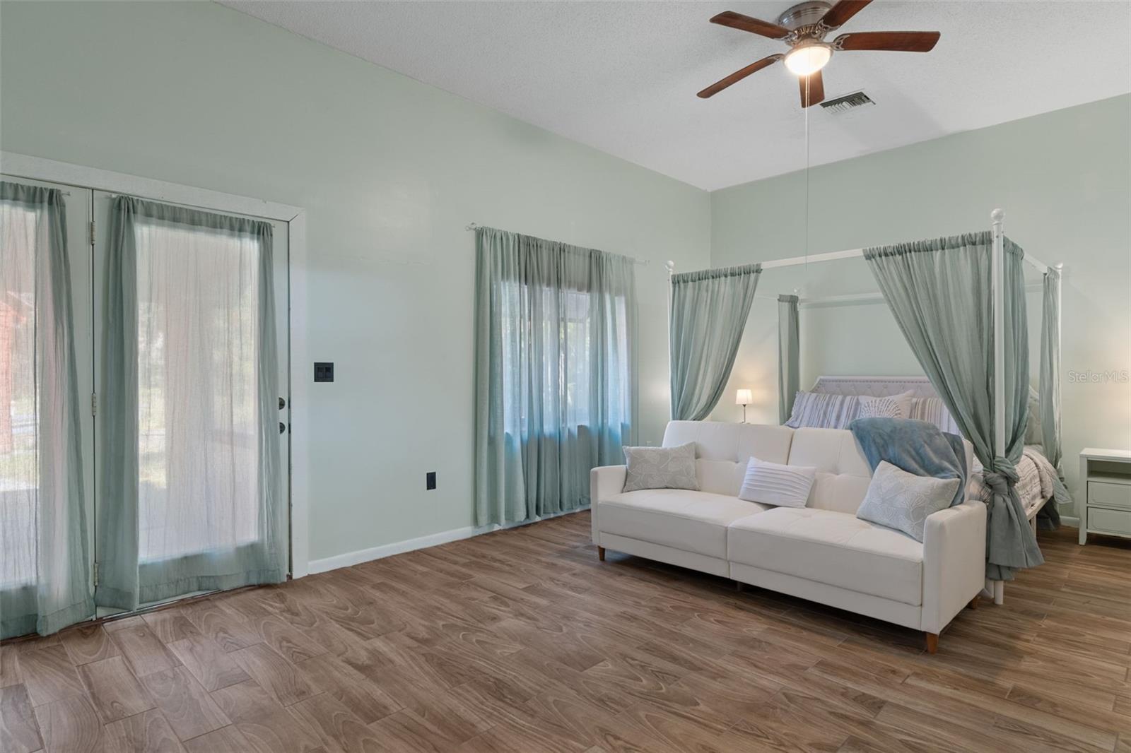 PORT RICHEY LAND CO SUB - Commercial Sale