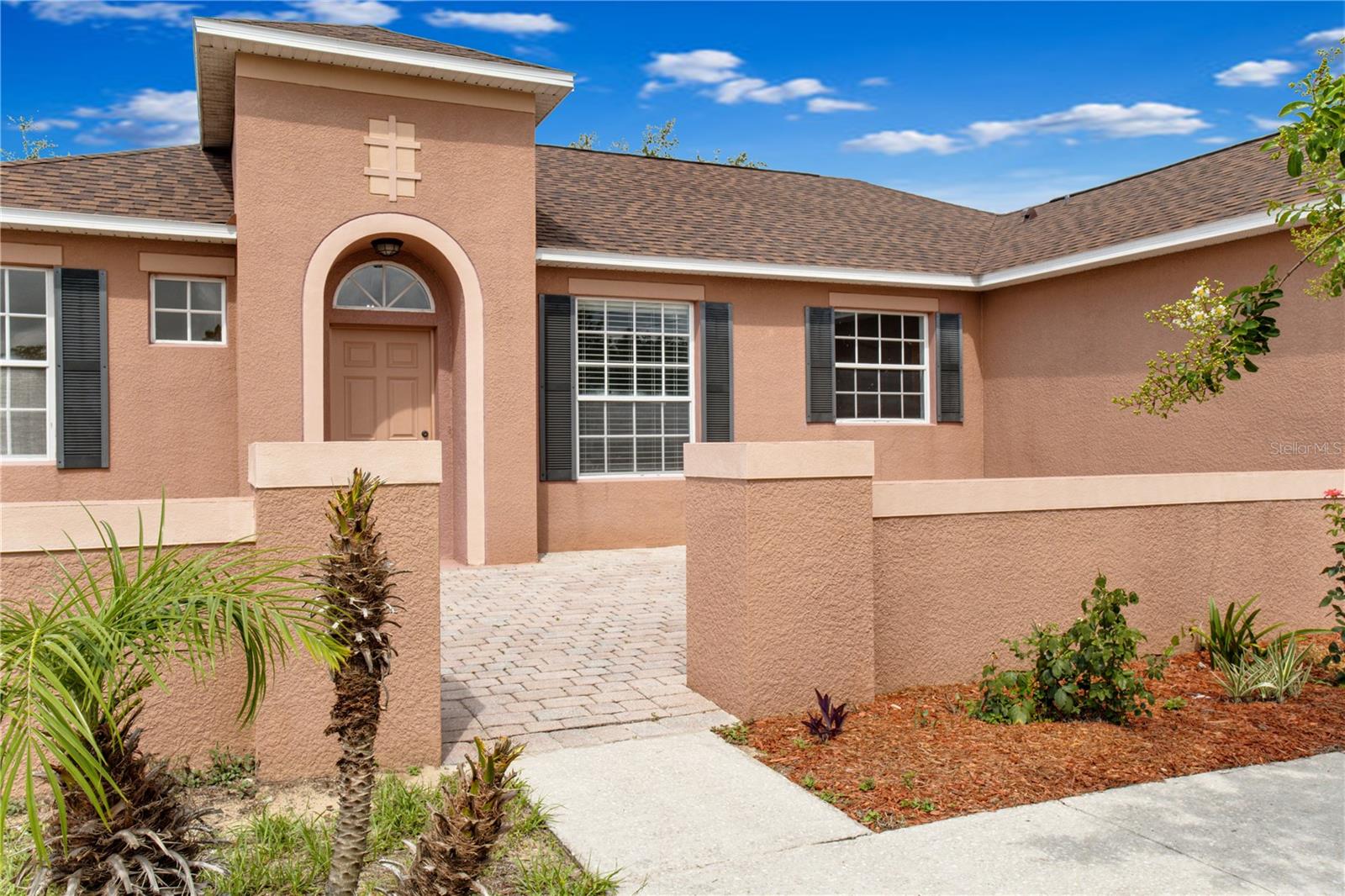 457 RIO GRANDE LANE