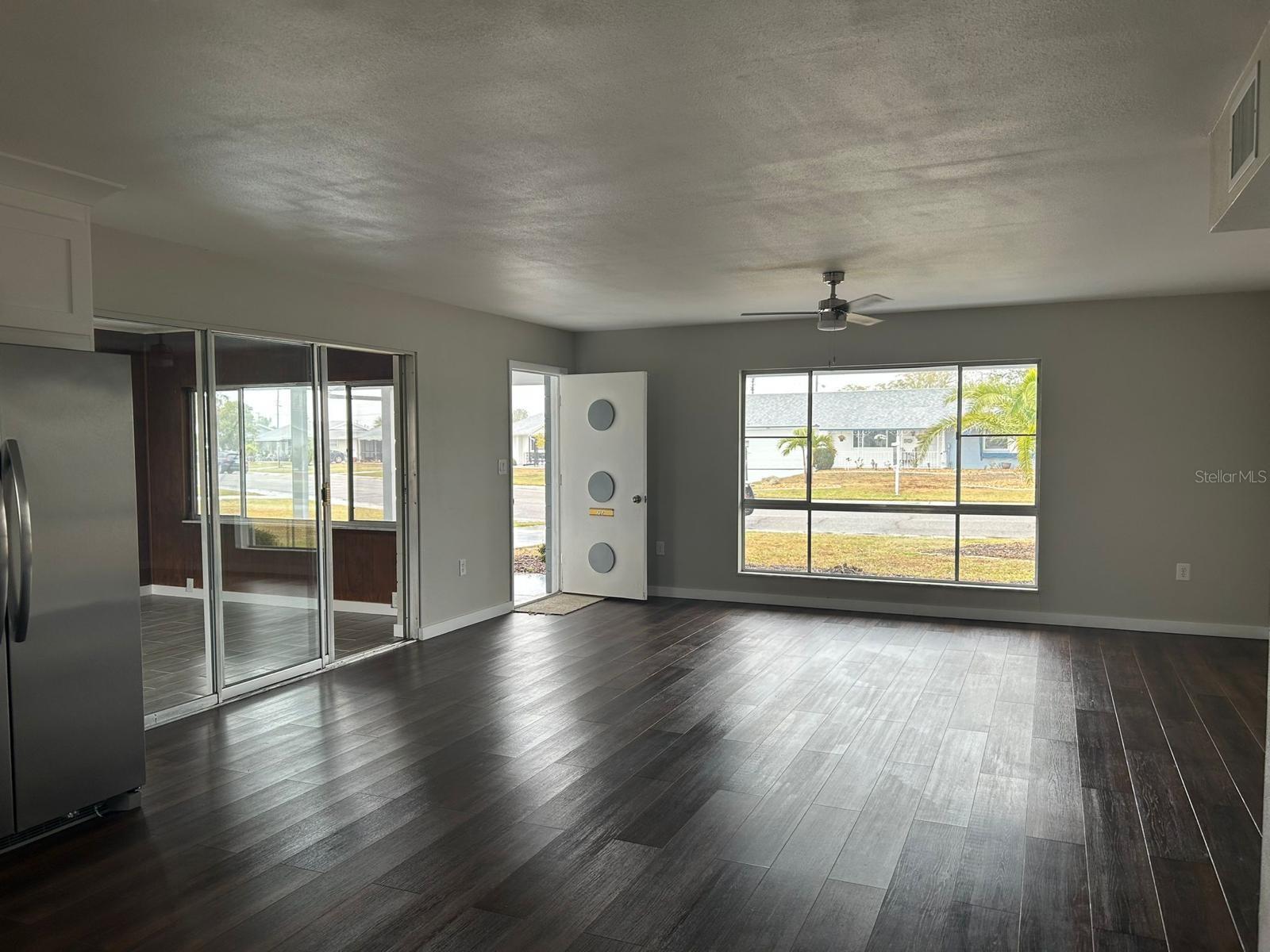 DEL WEBBS SUN CITY FLORIDA UN - Residential