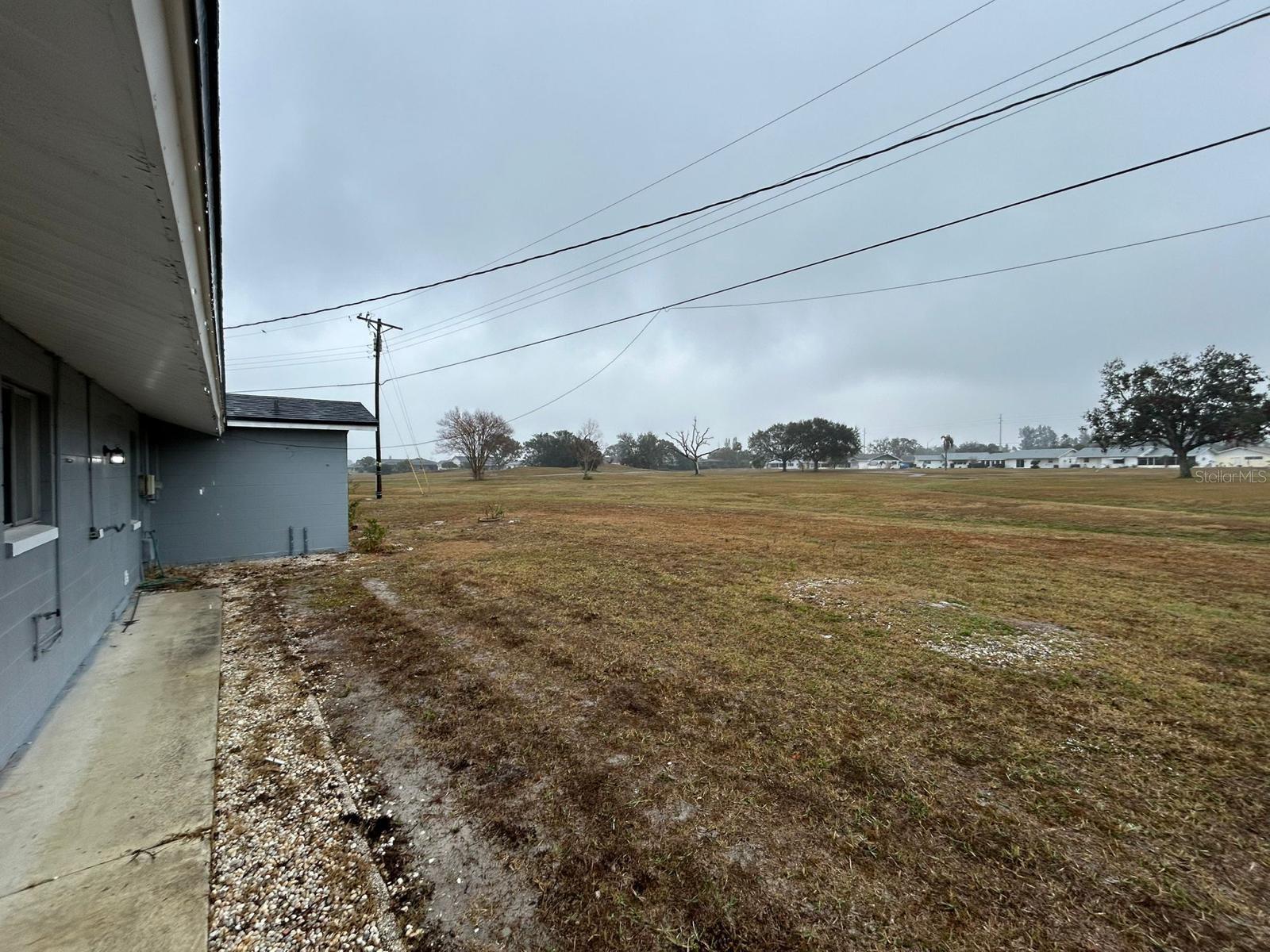 702 DESERT HILLS WAY, SUN CITY CENTER, FL, 33573 2 702 DESERT HILLS WAY