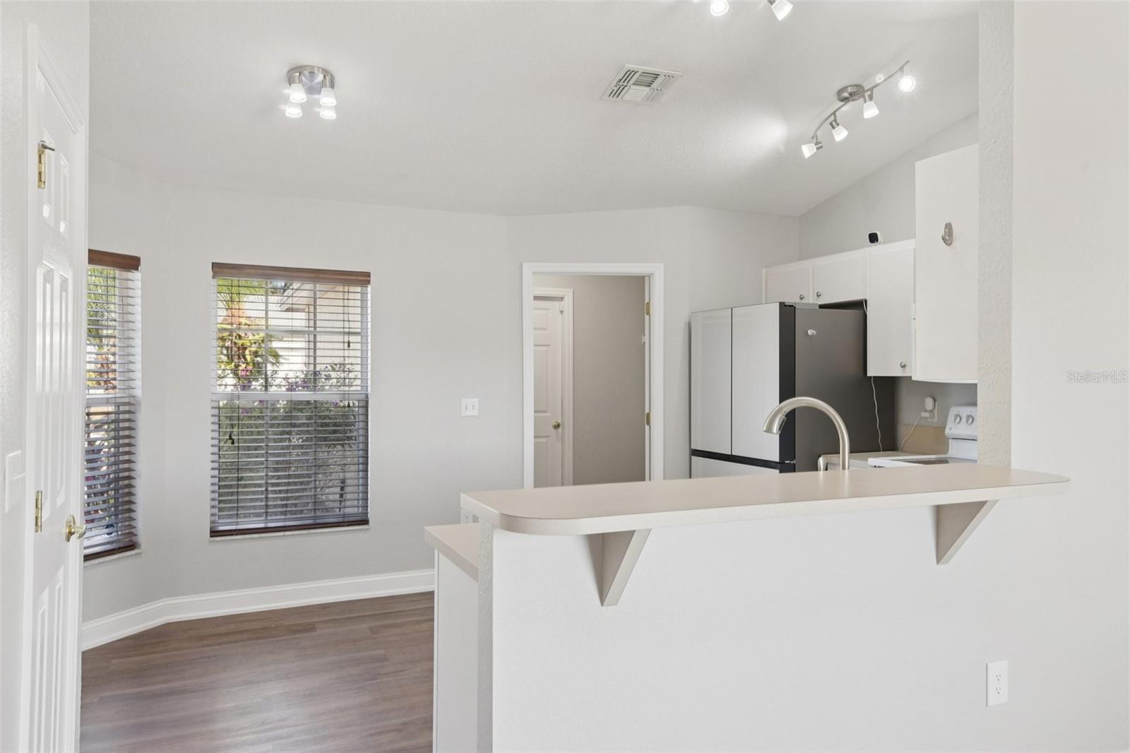 HYDE PARK ESTATES - Residential