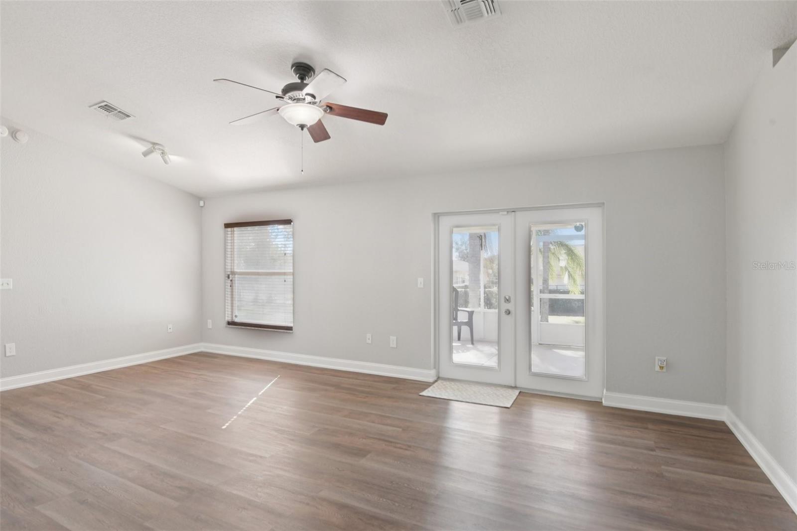 HYDE PARK ESTATES - Residential