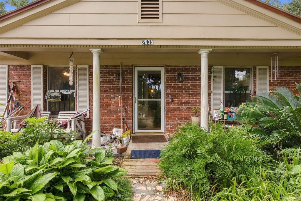Photo of 2647 Mcintosh Road, Dover, FL 33527 (MLS # L4965589)