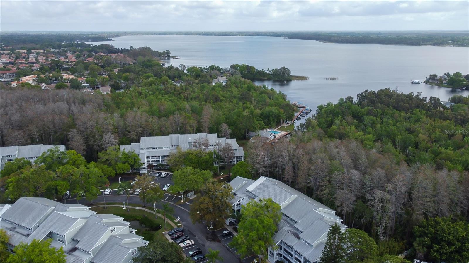 DOLLY BAY A VILLAGE ON LAKE TARPON - Residential