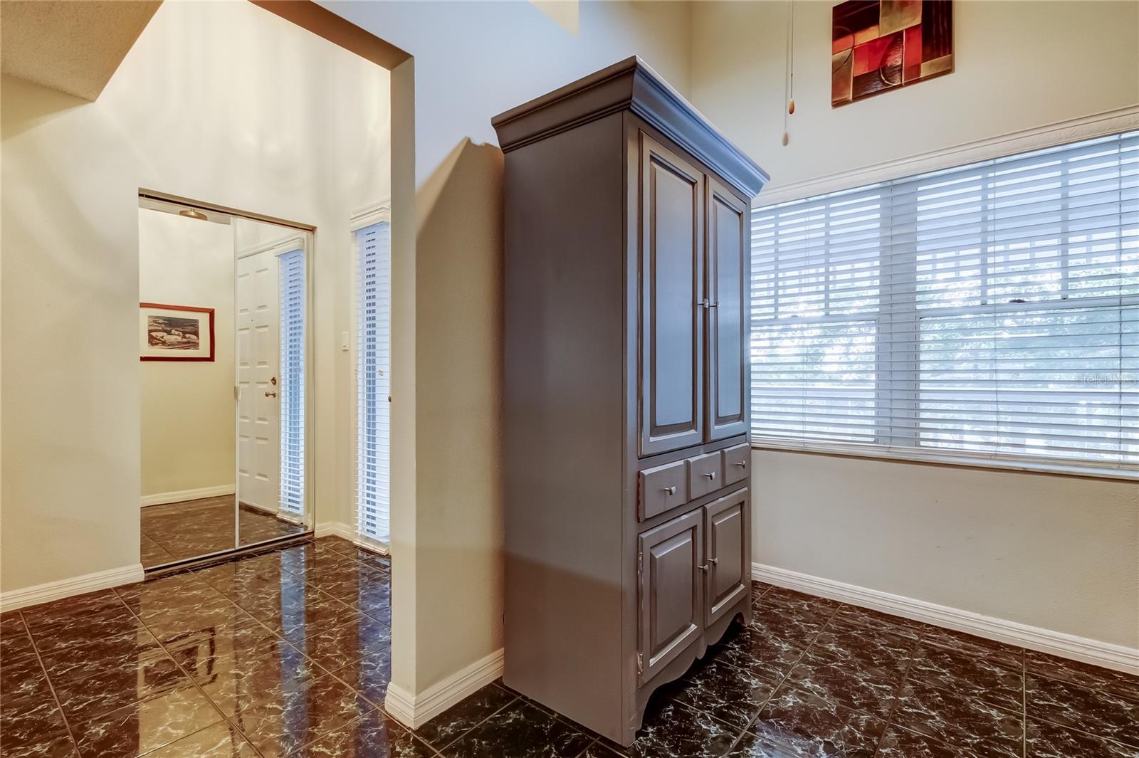 DOLLY BAY A VILLAGE ON LAKE TARPON - Residential