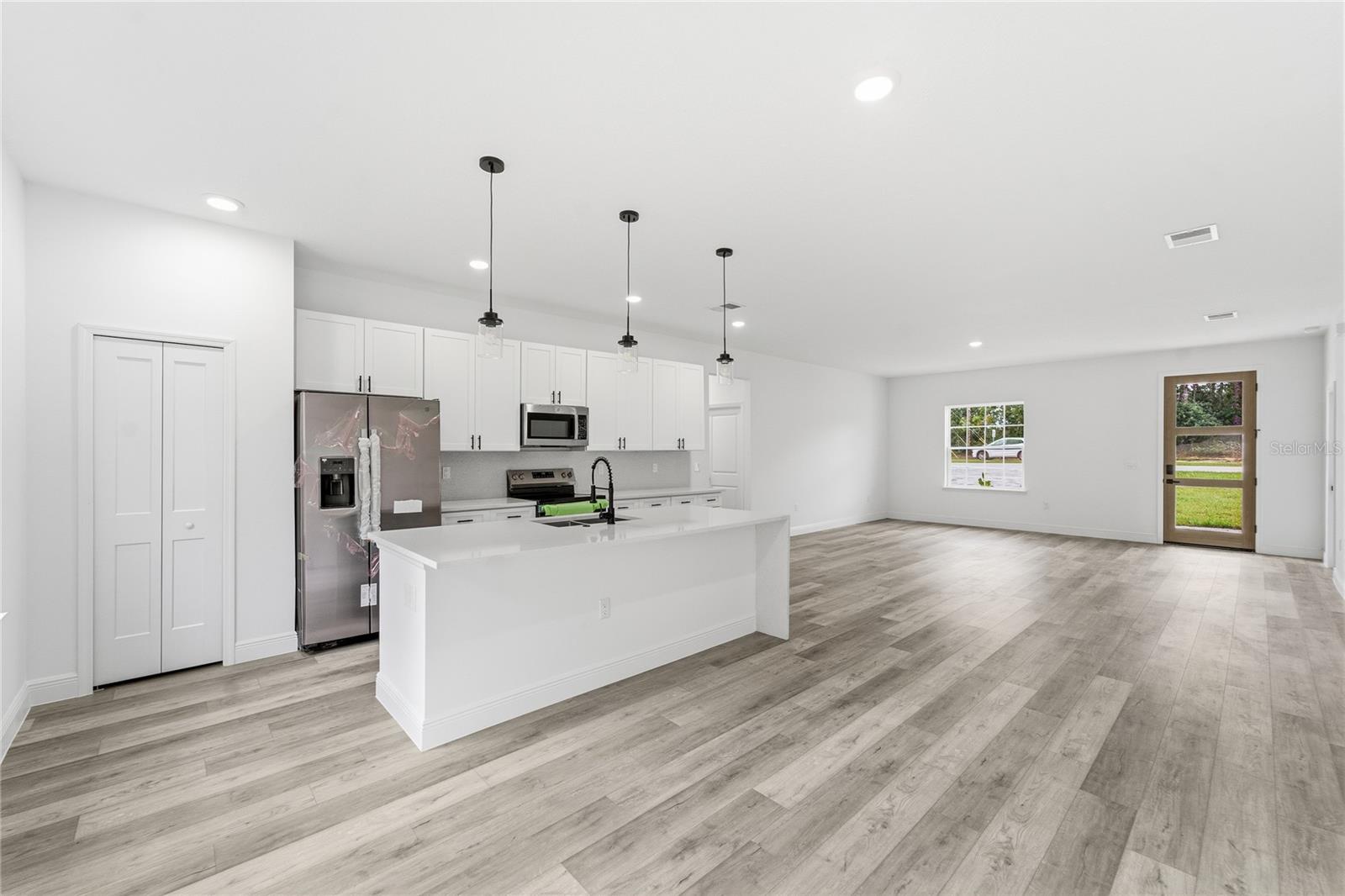 MARION OAKS UN 03 - Residential