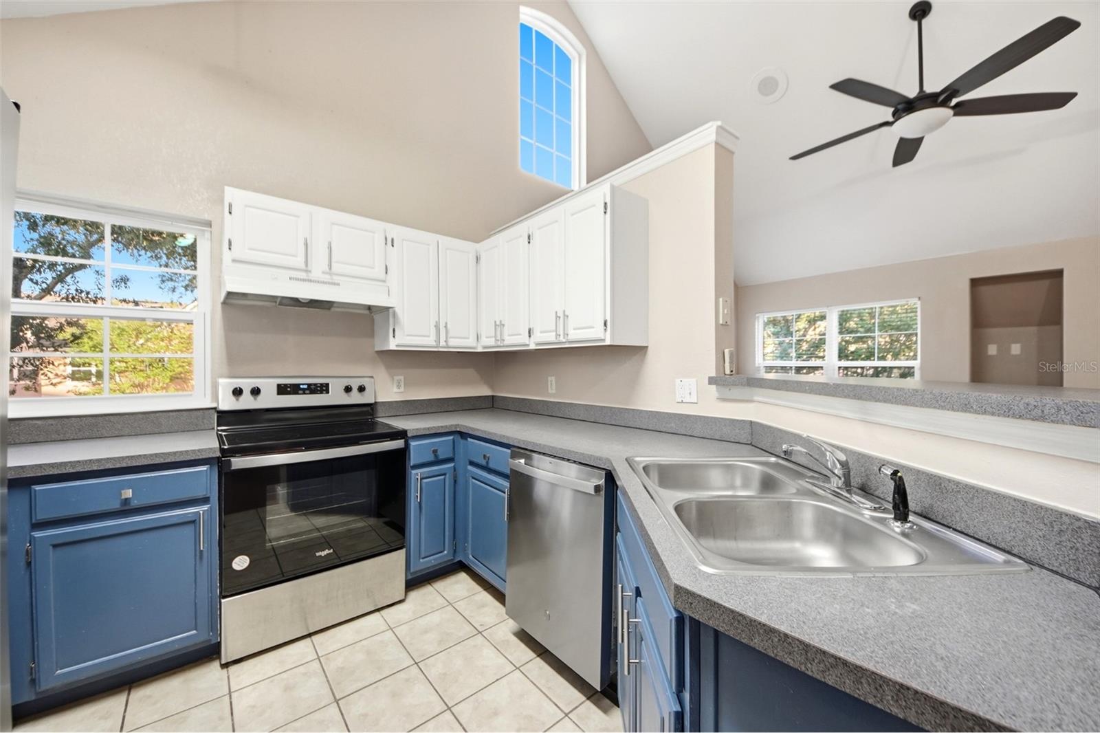HAMPTONS/METROWEST - Residential