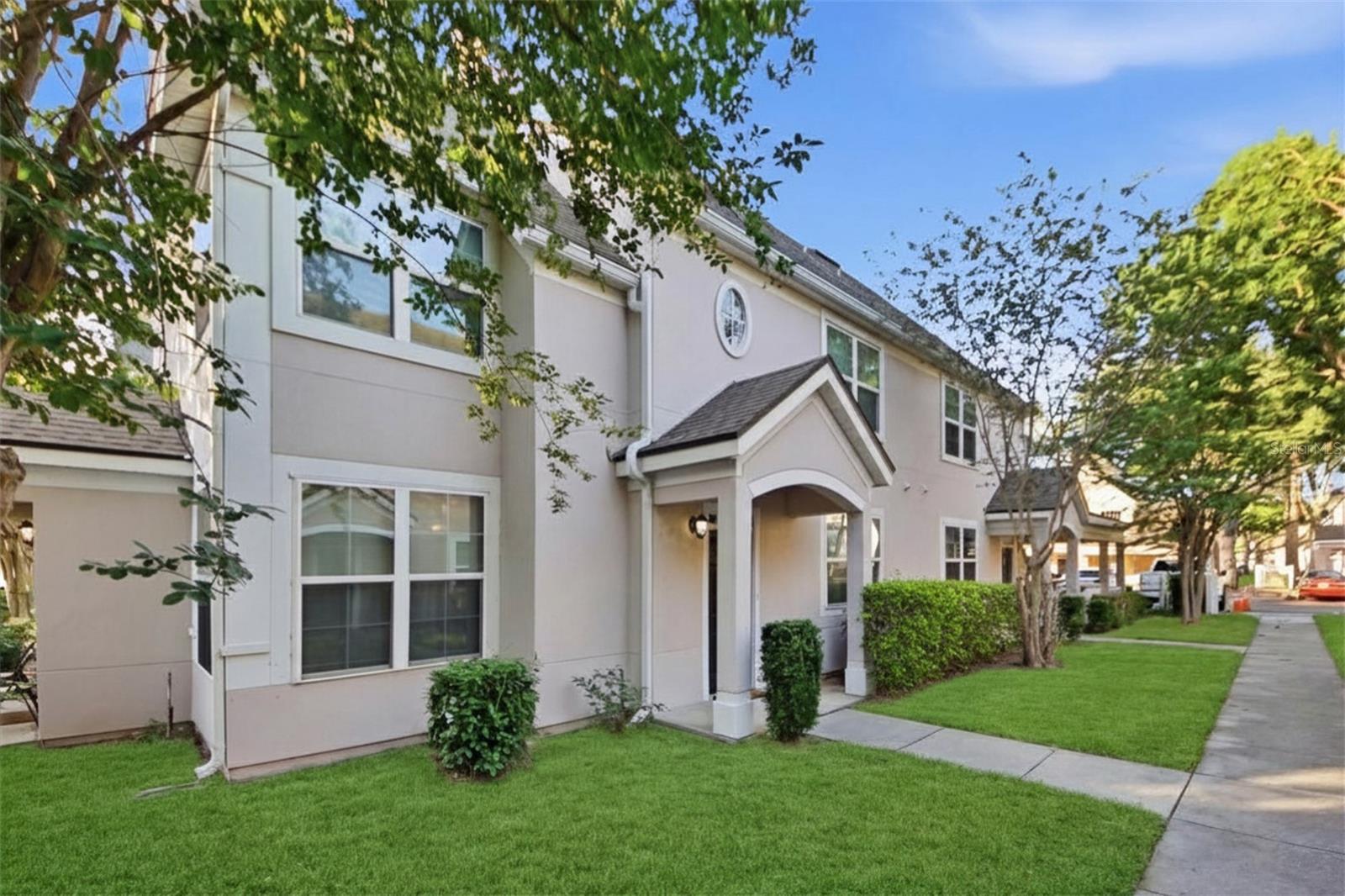 HAMPTONS/METROWEST - Residential