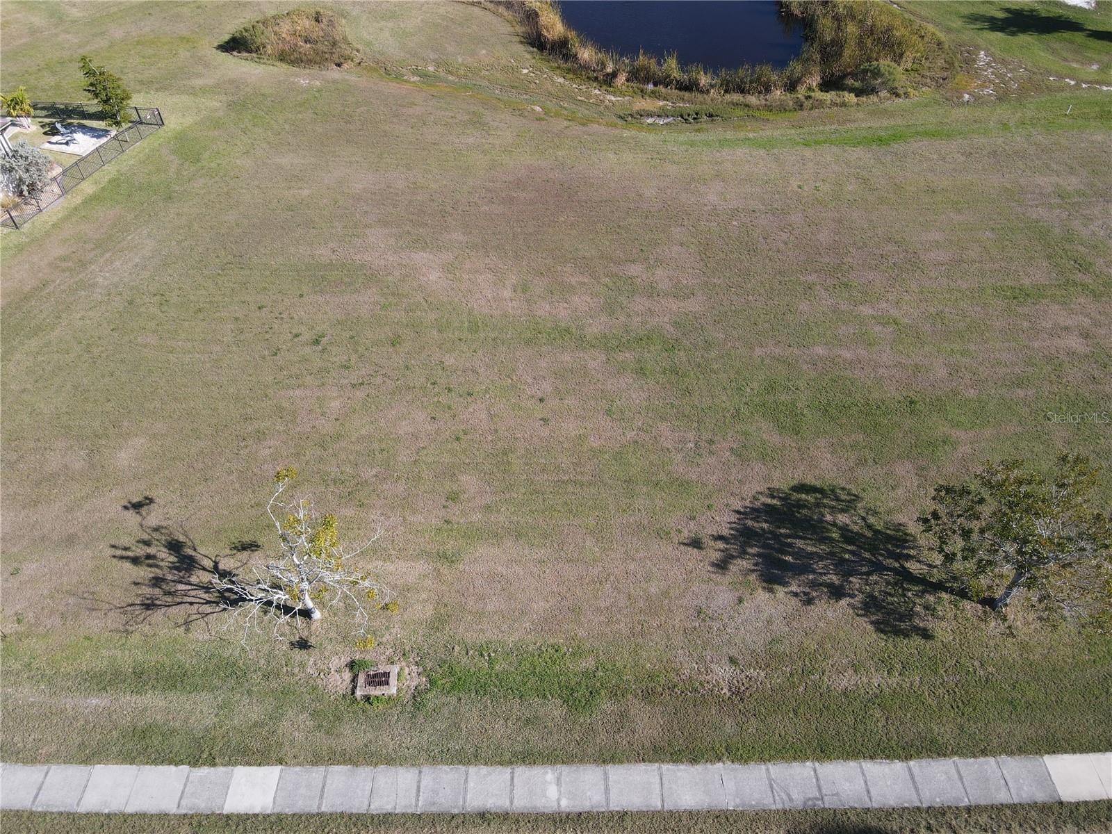 PUNTA GORDA ISLES SEC 15 - Land