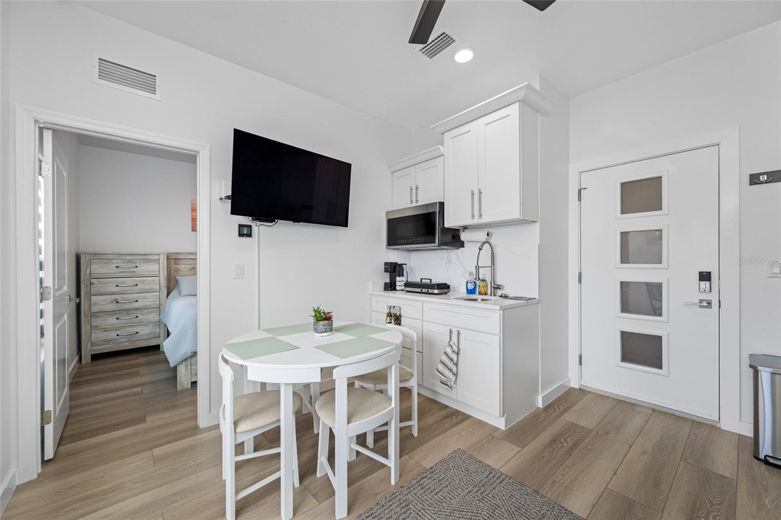 HARTS ADD TO CLEARWATER - Residential Lease
