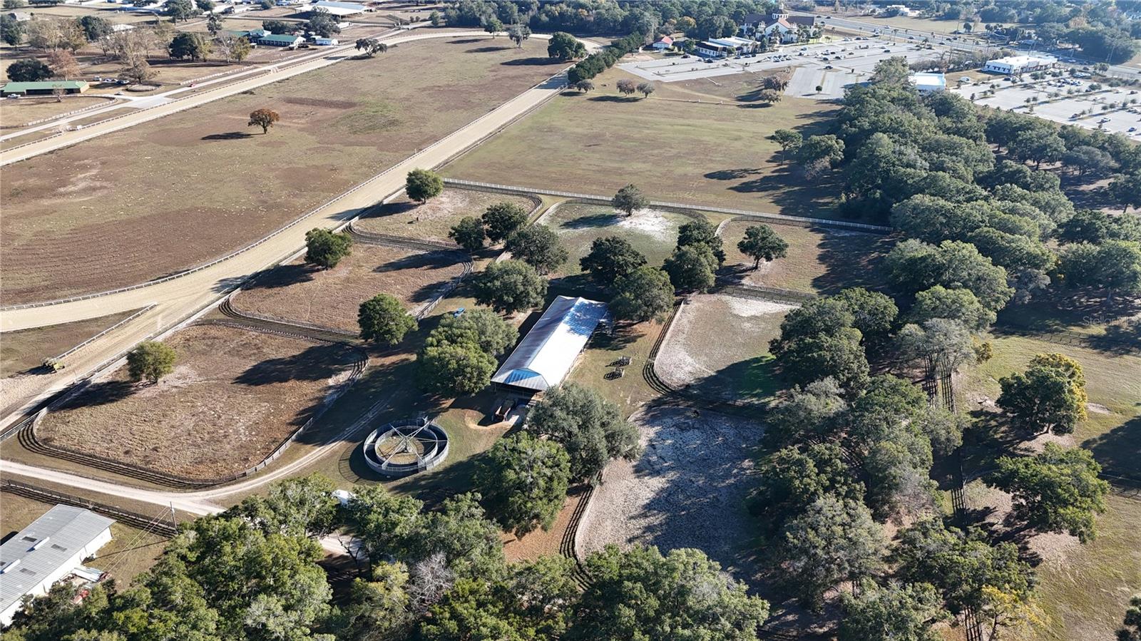 OCALA HORSE COMPLEX - Residential
