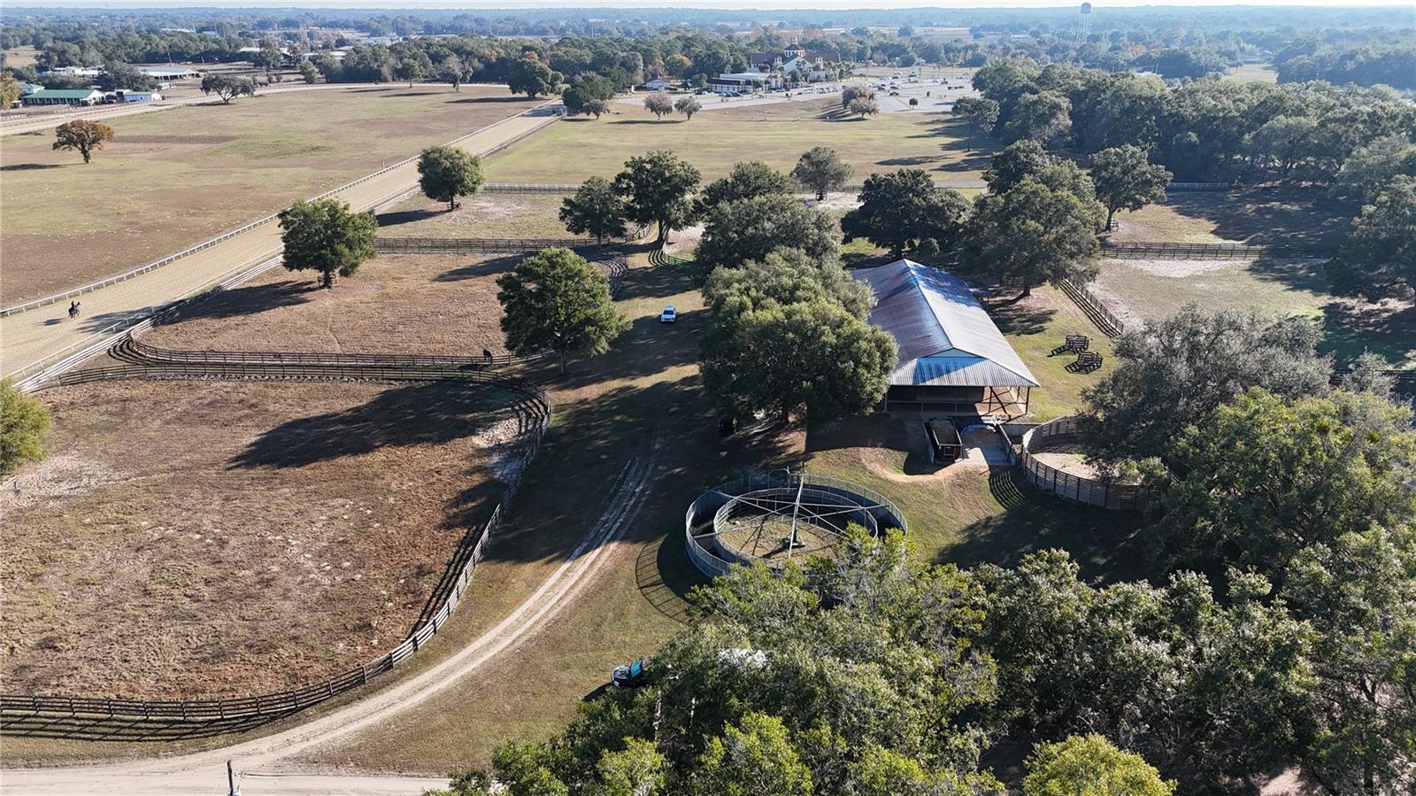 OCALA HORSE COMPLEX - Residential