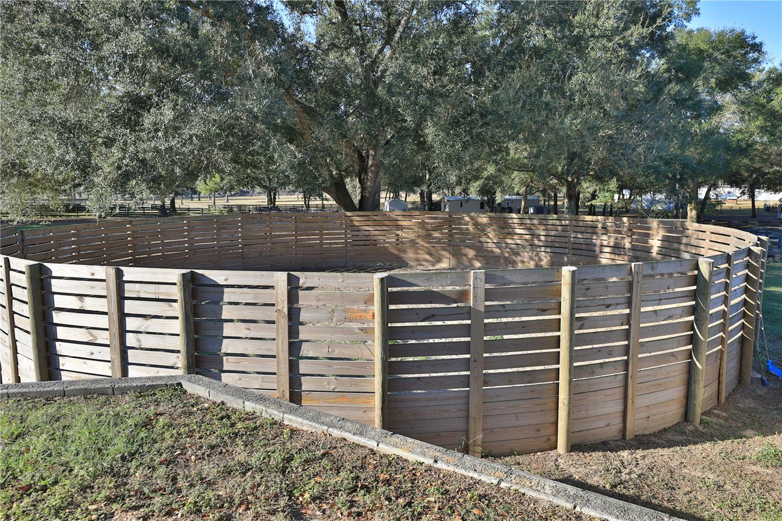 OCALA HORSE COMPLEX - Residential