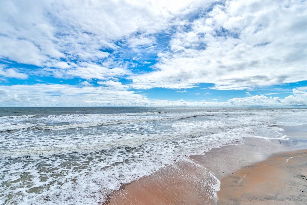 Photo of 2727 N Atlantic Avenue #4120, Daytona Beach, FL 32118 (MLS # V4945366)