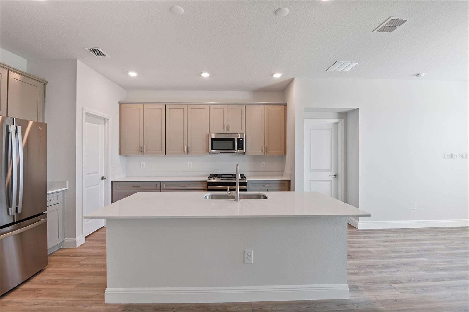 9989 SURREY ROSE DRIVE