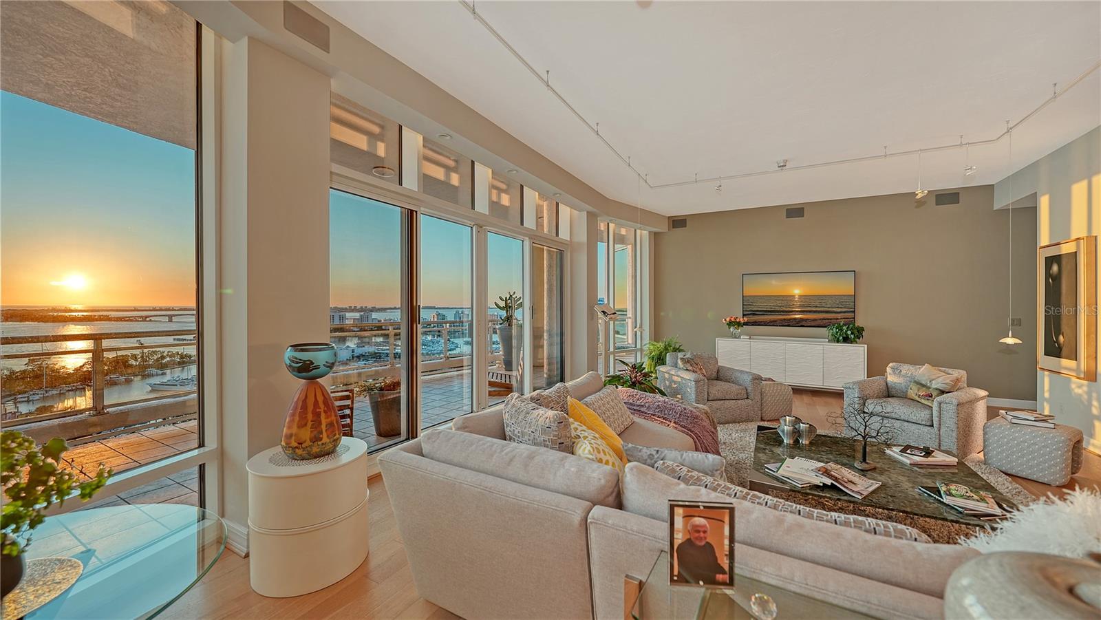 SARABANDE - Residential