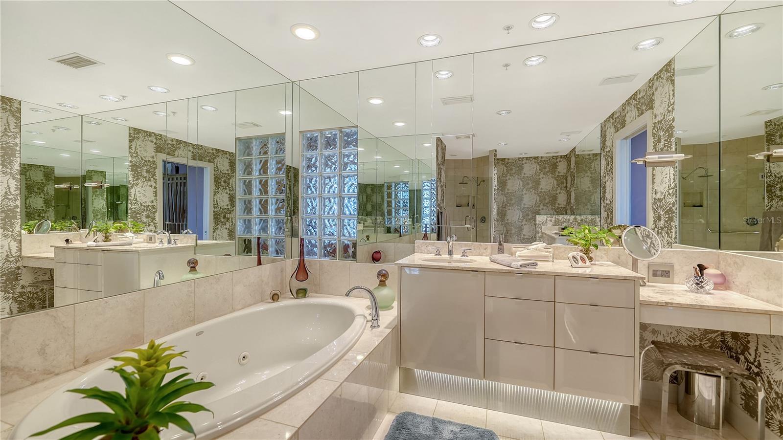 SARABANDE - Residential