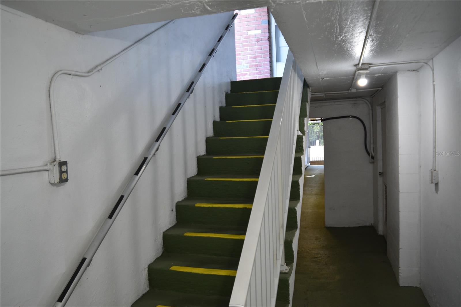 IMPERIAL EMBASSY CONDO - Residential