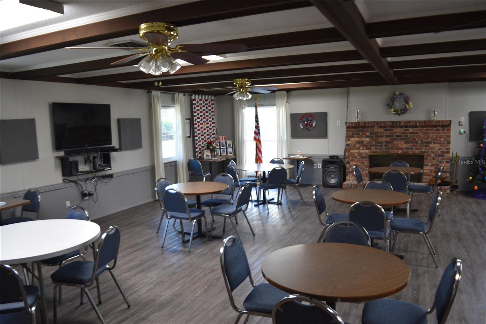 IMPERIAL EMBASSY CONDO - Residential