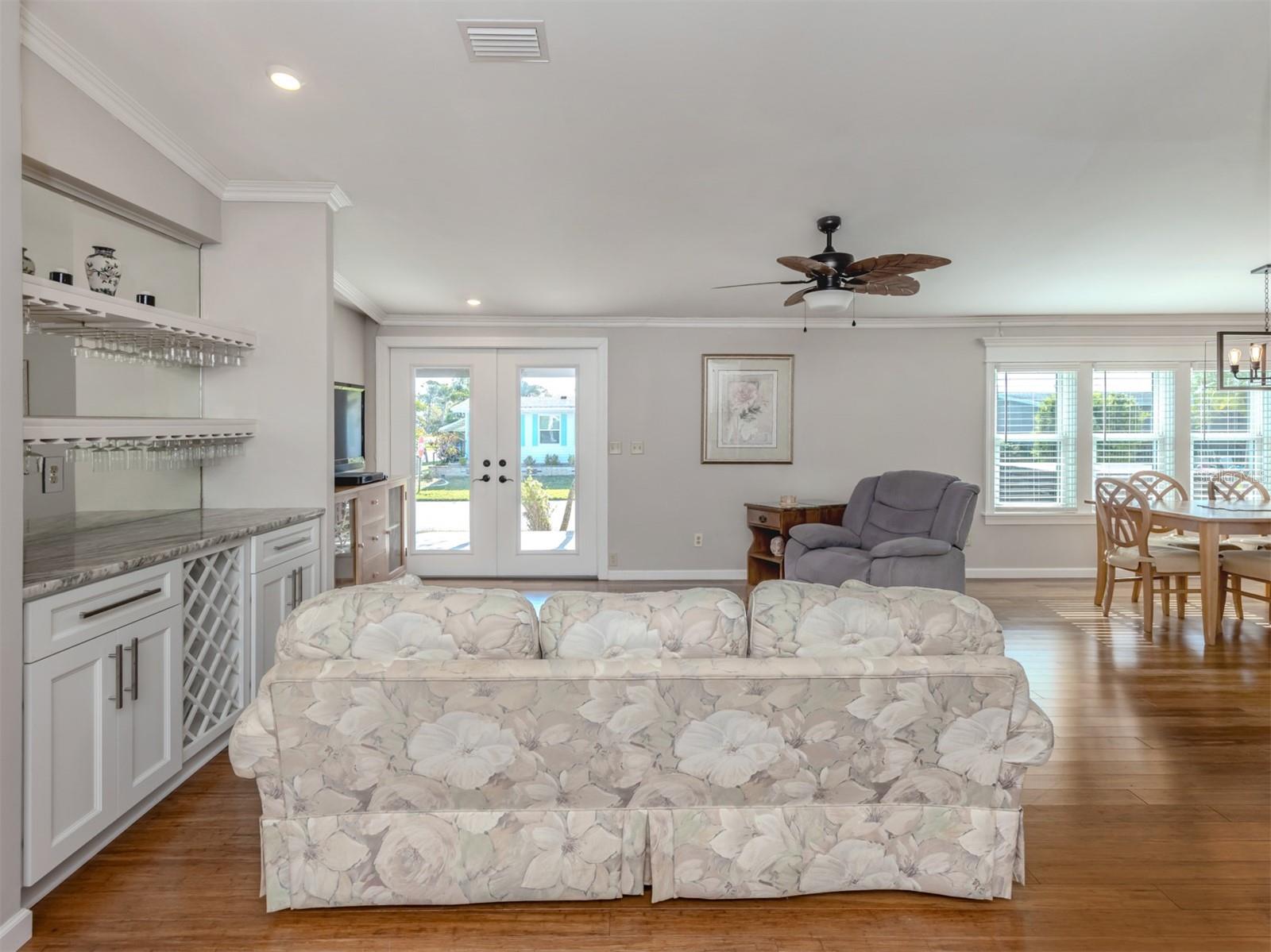 HARBOR ISLES III - Residential