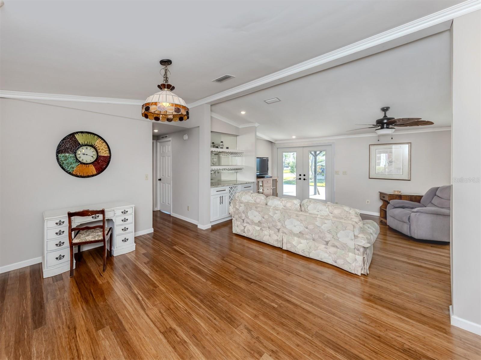 HARBOR ISLES III - Residential