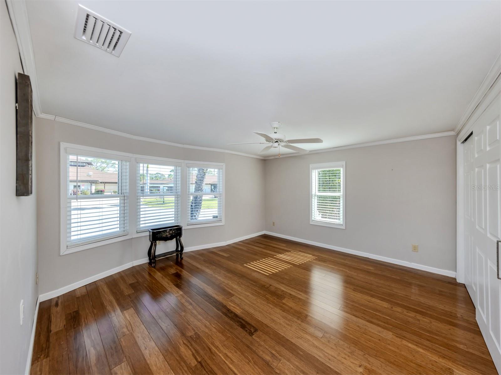 HARBOR ISLES III - Residential