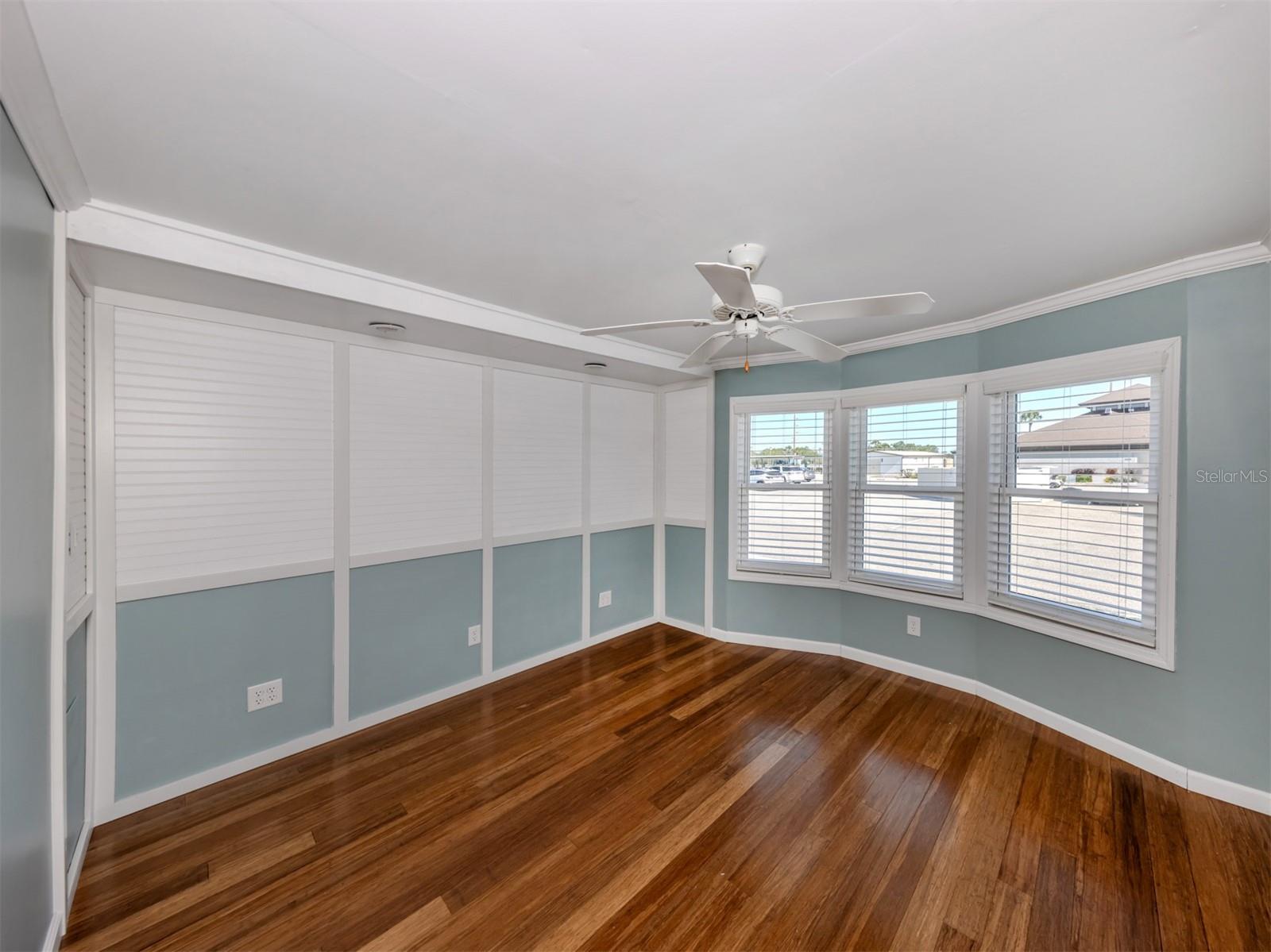 HARBOR ISLES III - Residential