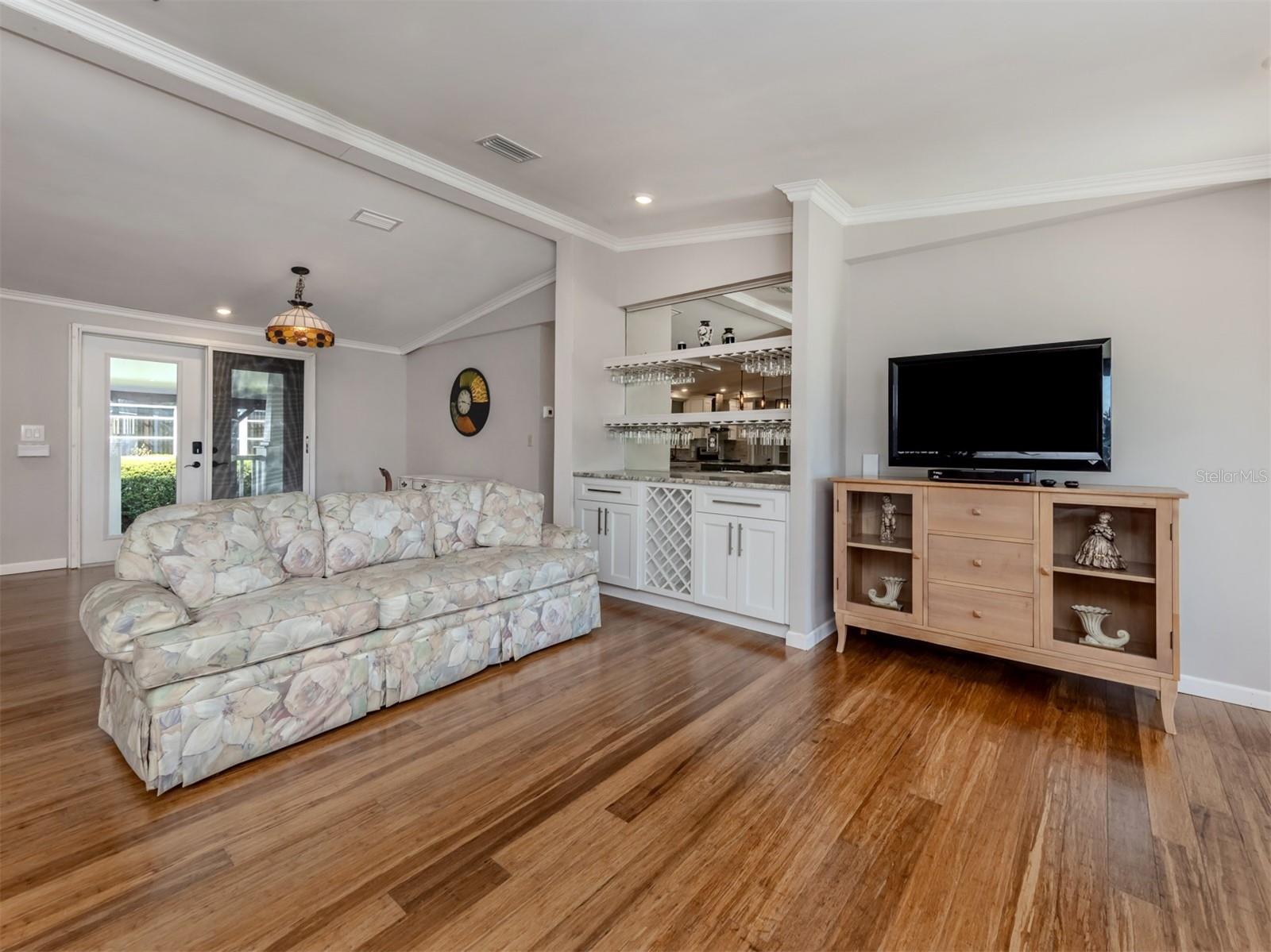 HARBOR ISLES III - Residential