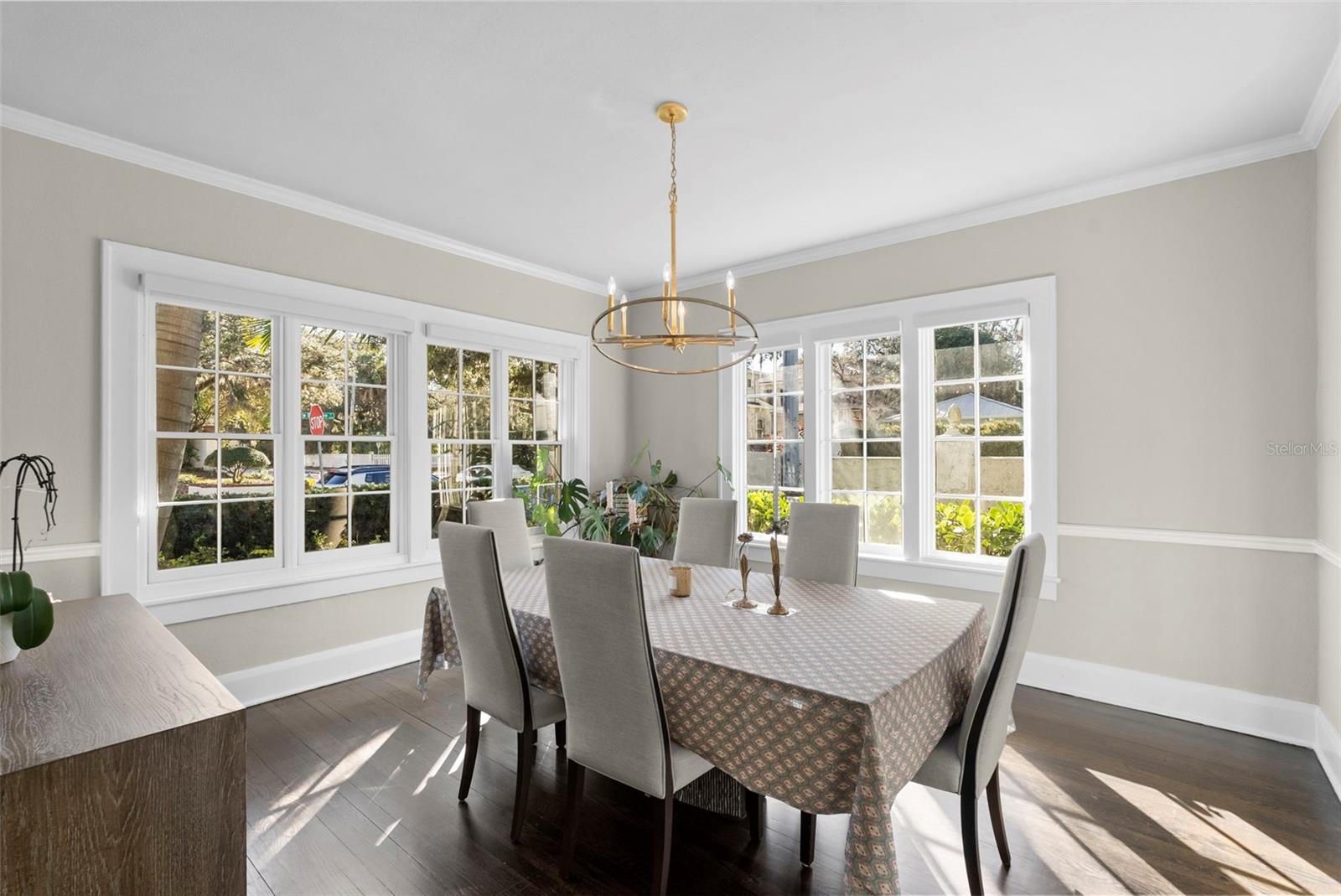 BAYSHORE COURT - Residential