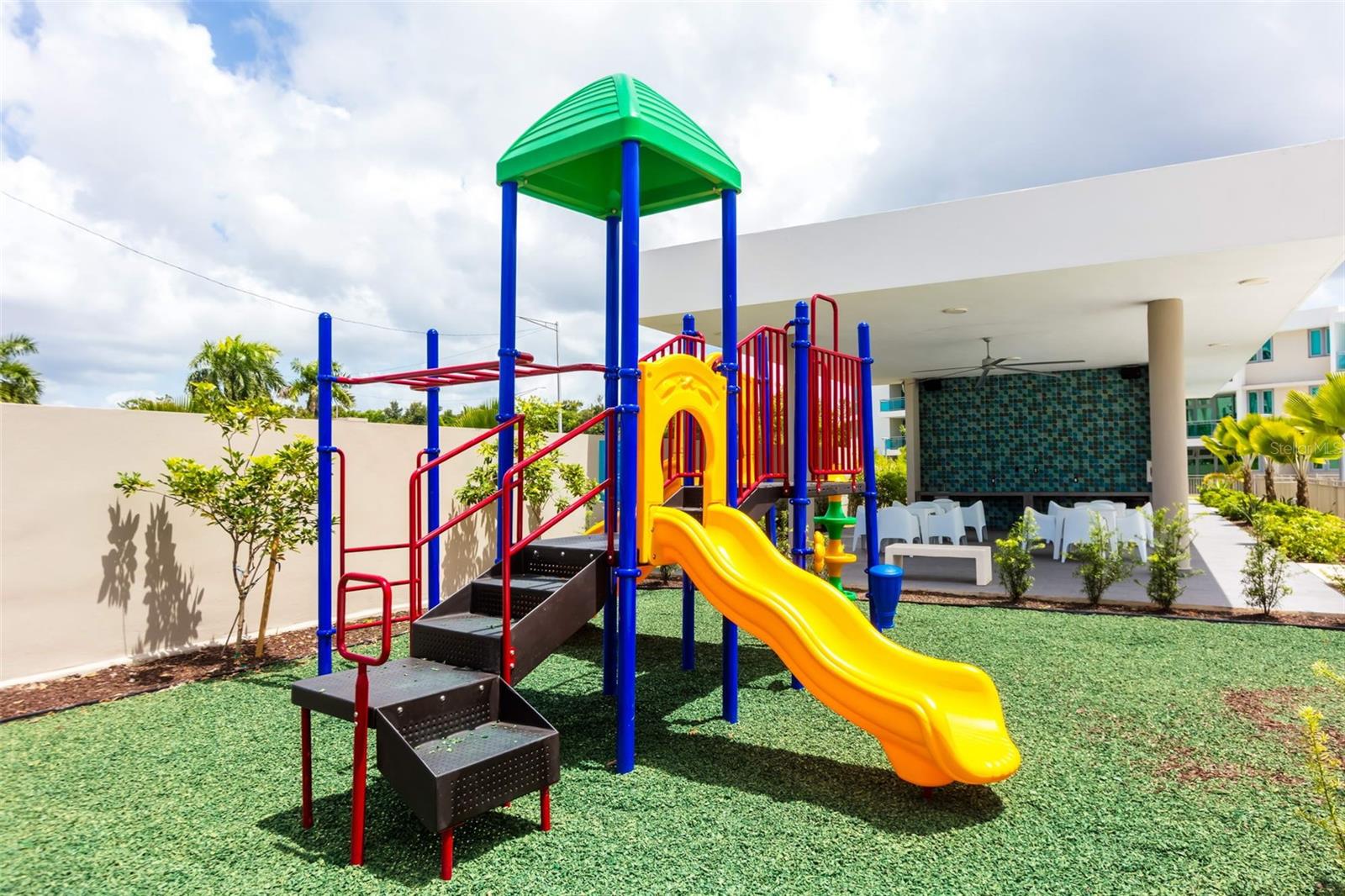 SOLEMARE CONDOMINIUM - Residential Lease