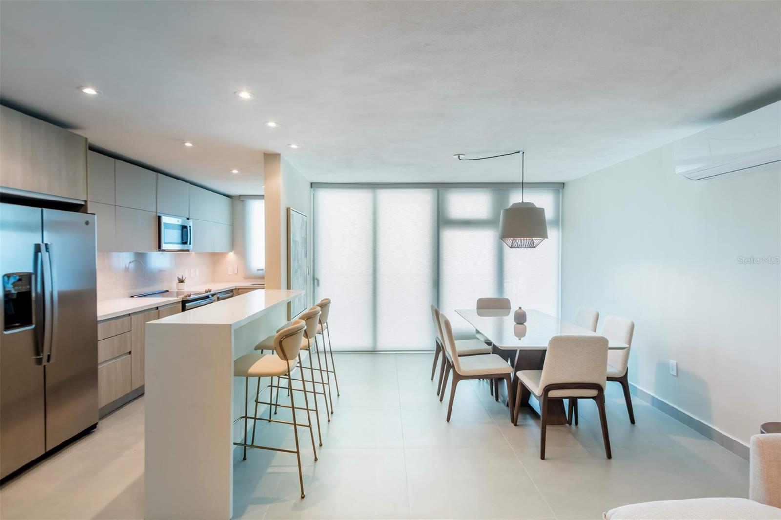 SOLEMARE CONDOMINIUM - Residential Lease