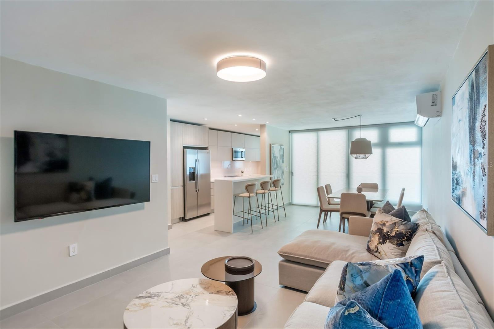 SOLEMARE CONDOMINIUM - Residential Lease