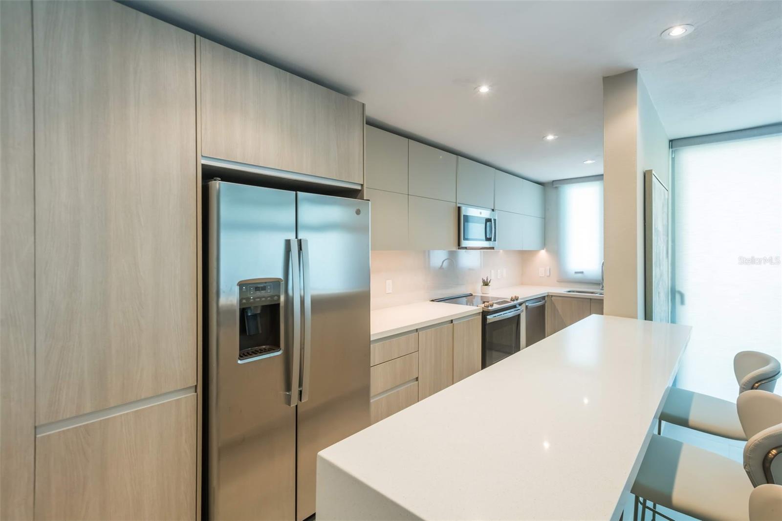 SOLEMARE CONDOMINIUM - Residential Lease