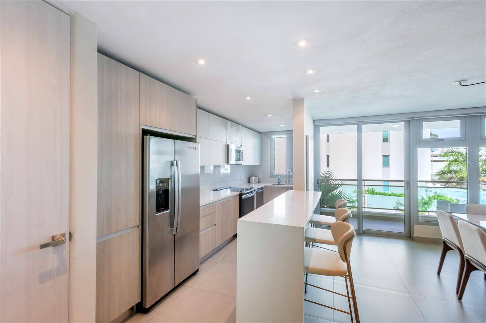 SOLEMARE CONDOMINIUM - Residential Lease