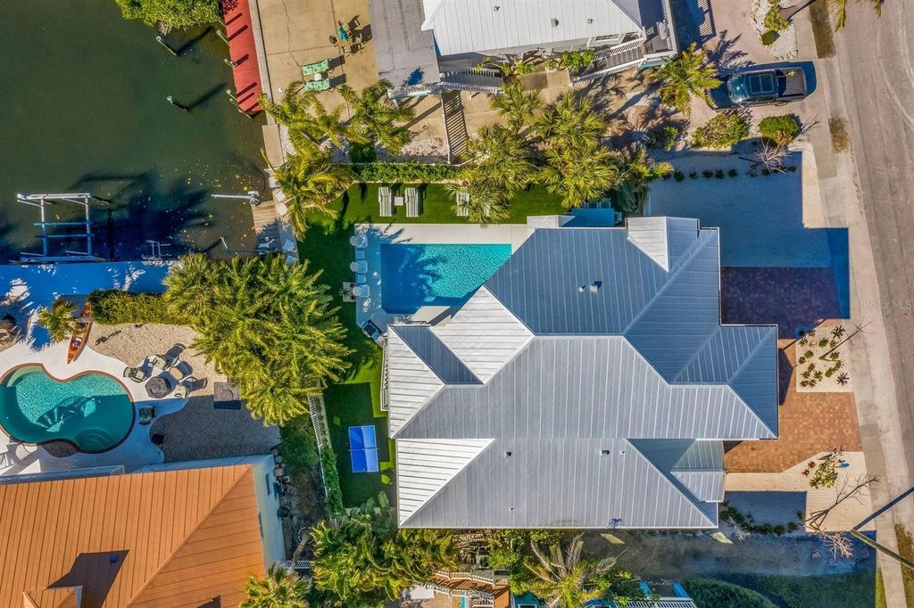 Photo of 505 S Bay Boulevard, Anna Maria, FL 34216 (MLS # TB8456067)