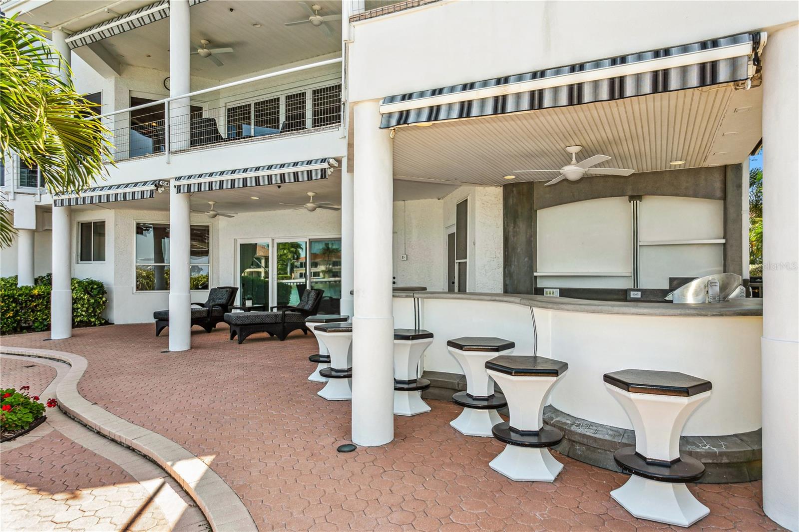 KIPPS COLONY ESTATES AT PASADENA YACHT/COUNTRY CL - Residential