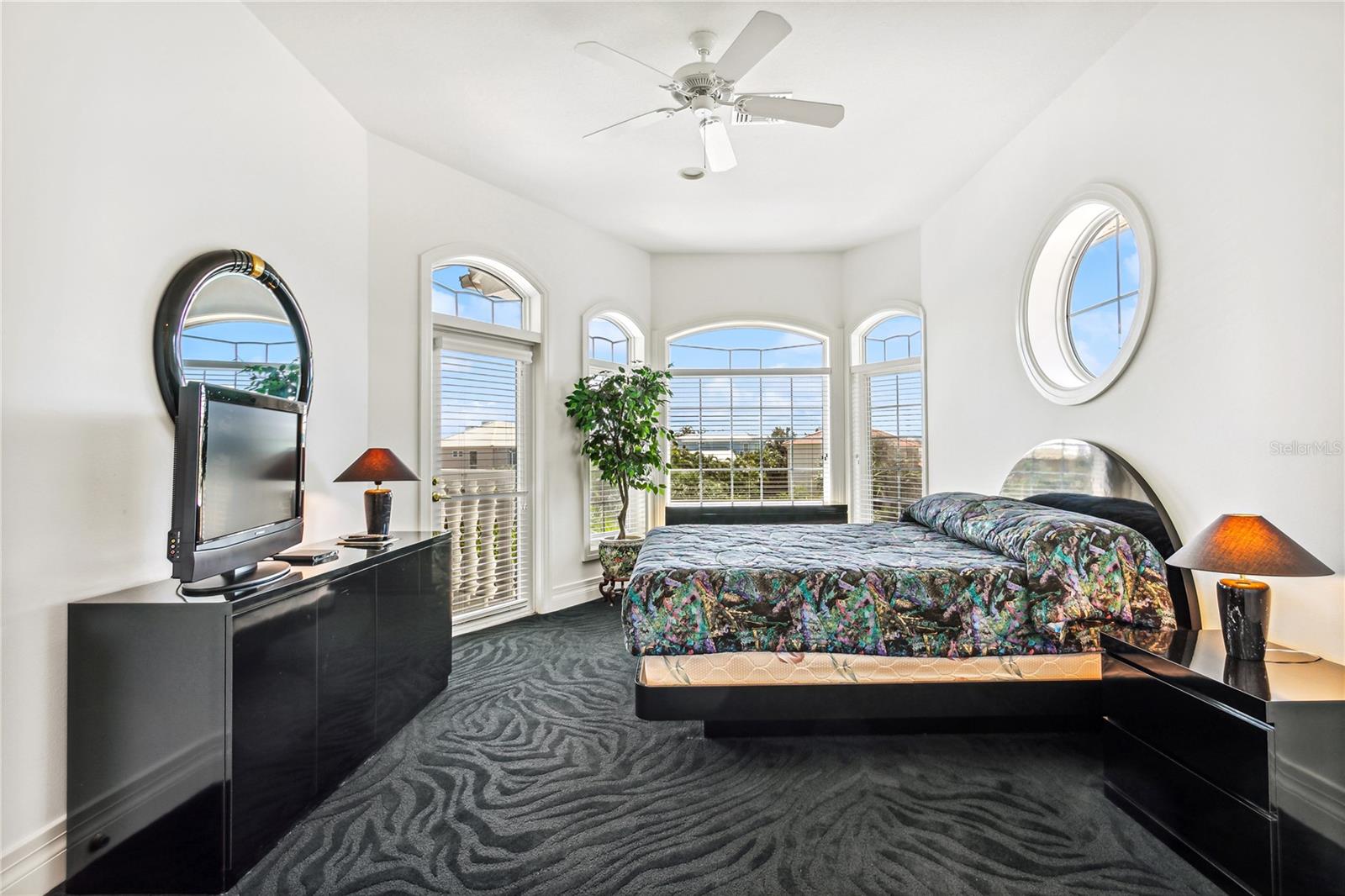 KIPPS COLONY ESTATES AT PASADENA YACHT/COUNTRY CL - Residential