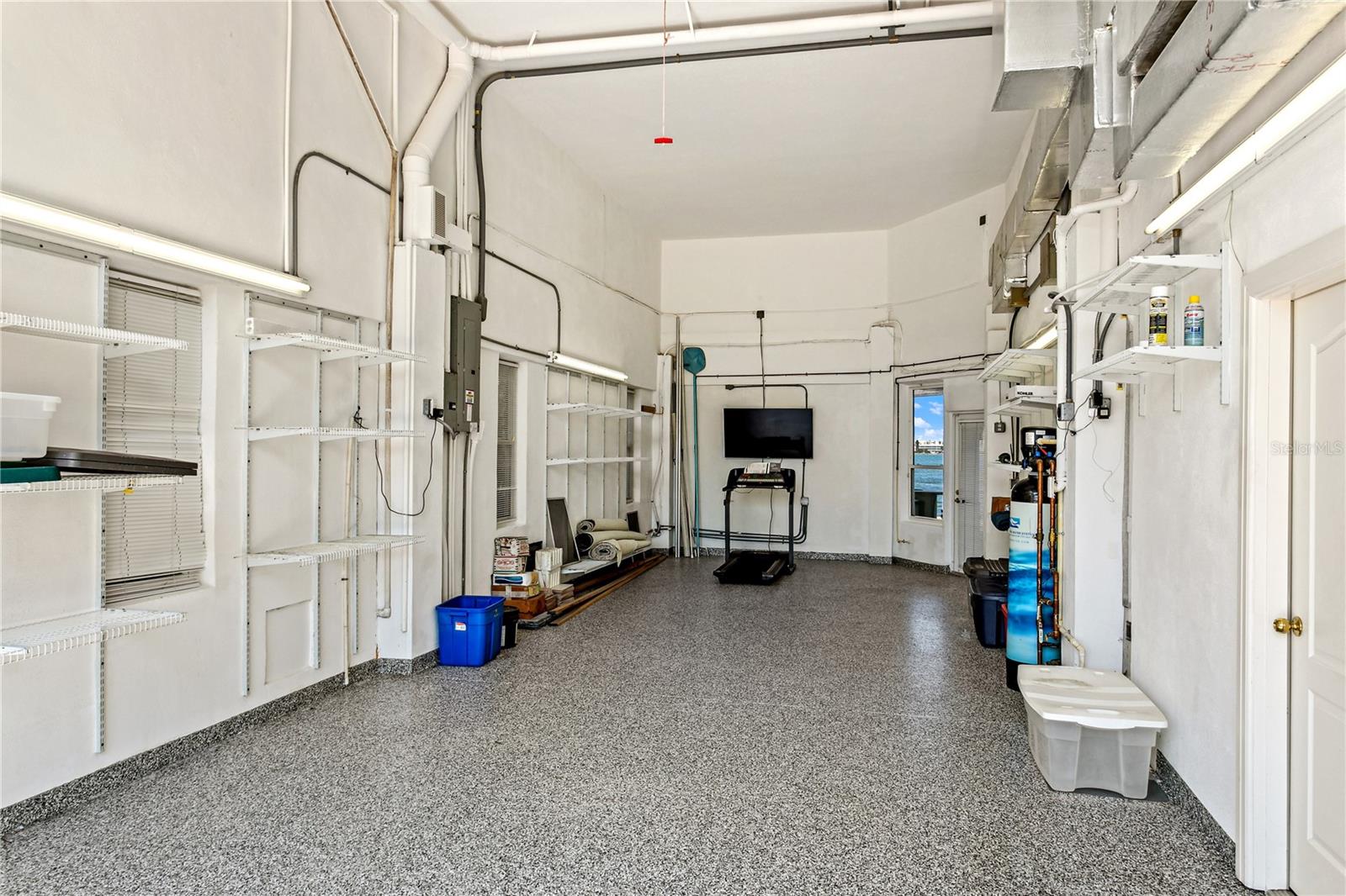 KIPPS COLONY ESTATES AT PASADENA YACHT/COUNTRY CL - Residential