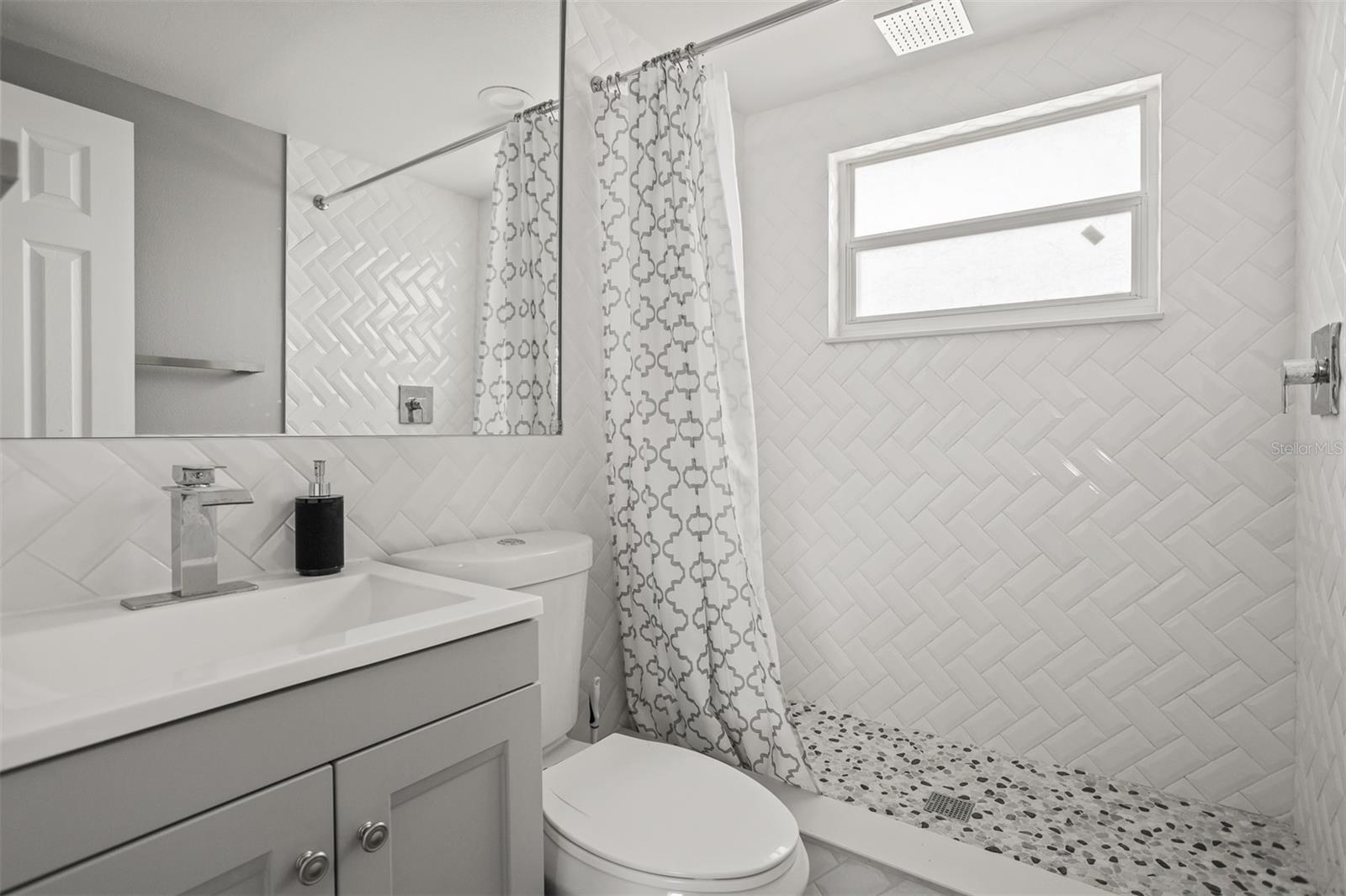 ROCKY CREEK ESTATES - Residential