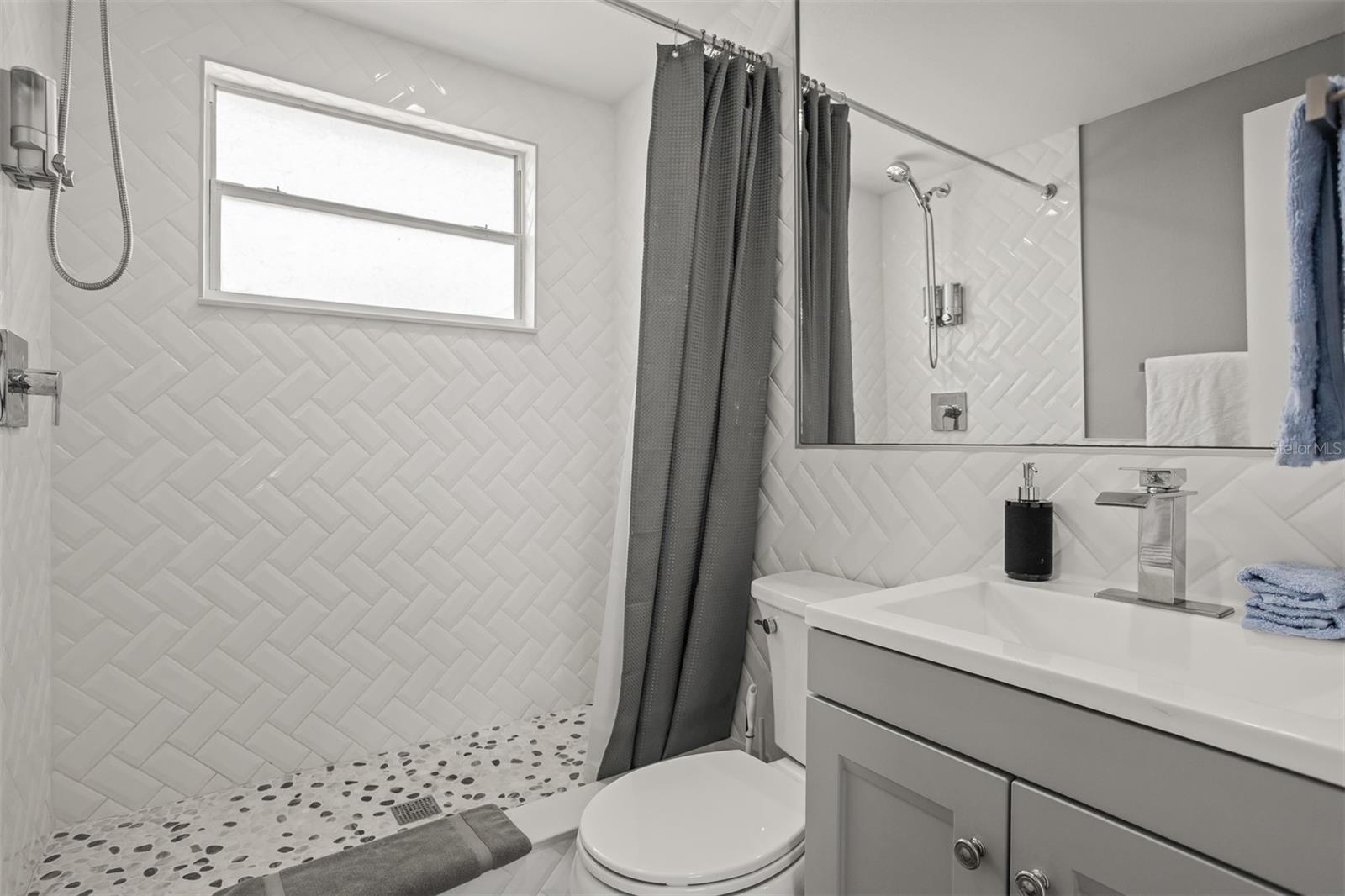 ROCKY CREEK ESTATES - Residential