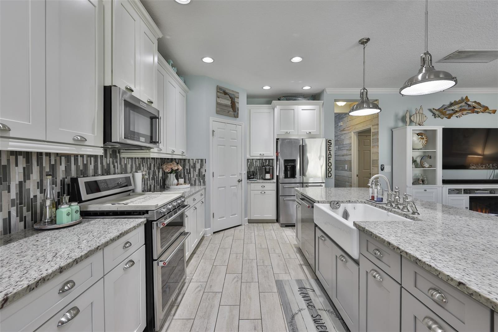 MIRABAY PRCL 22 - Residential