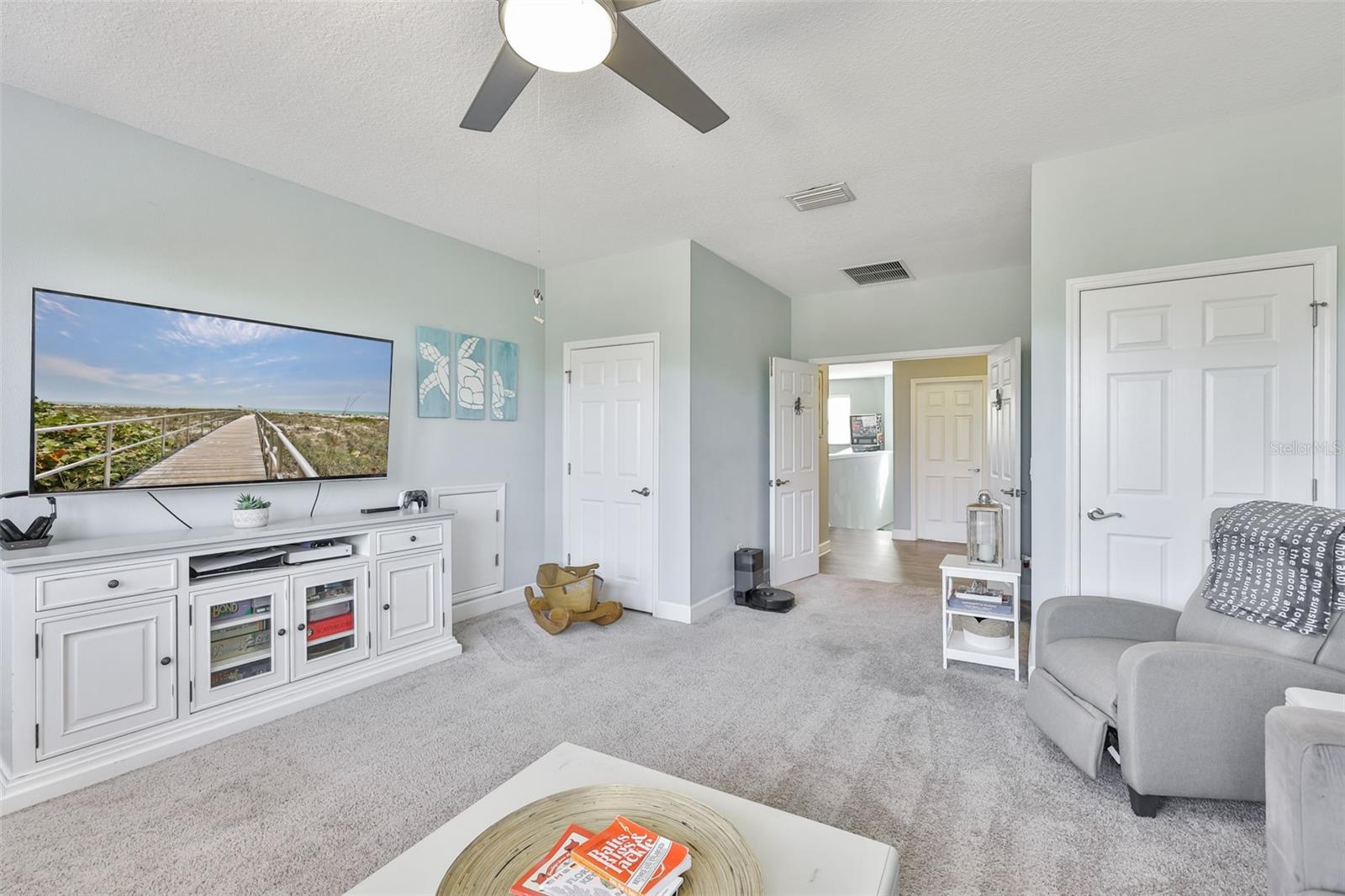 MIRABAY PRCL 22 - Residential