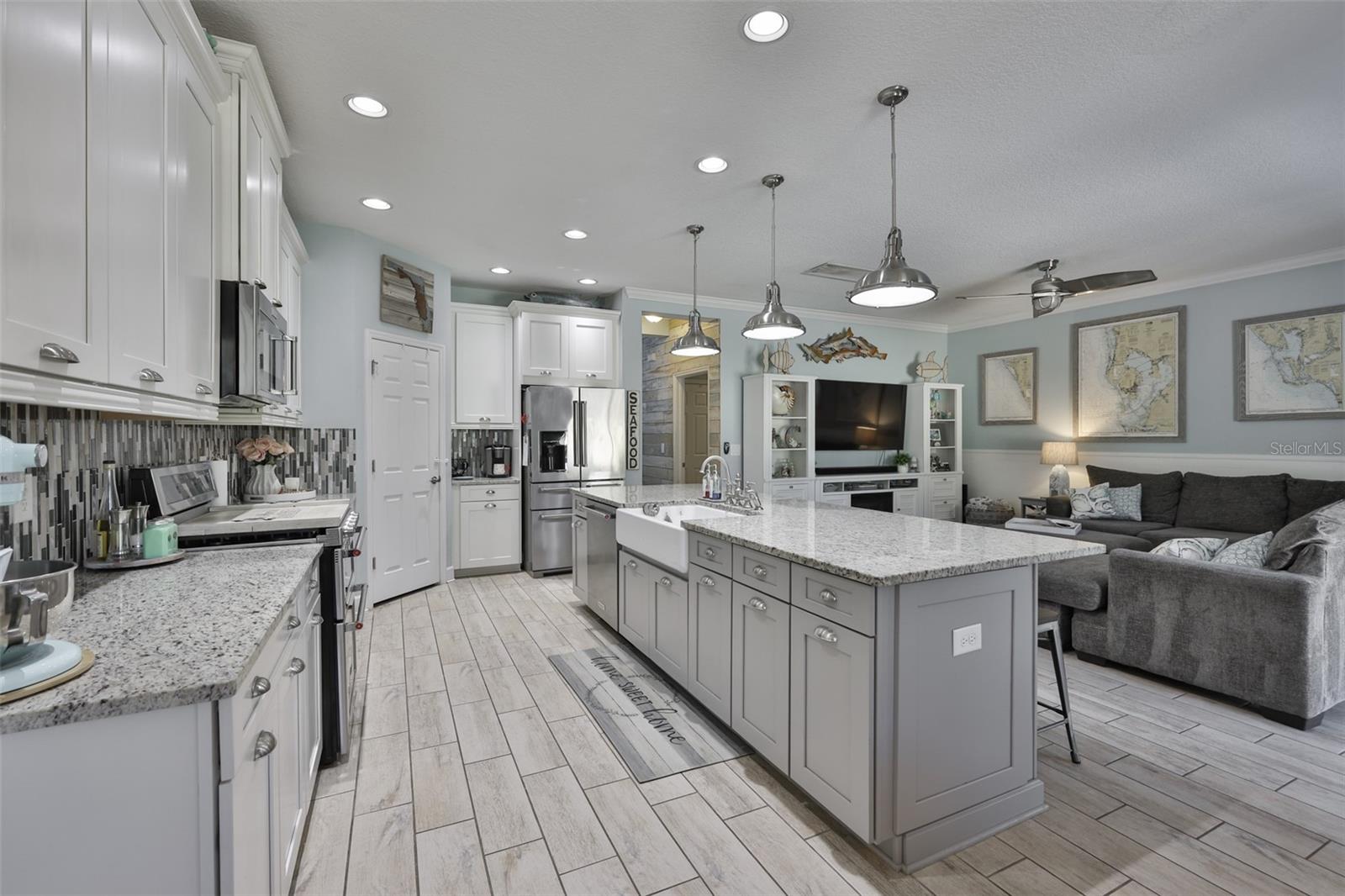 MIRABAY PRCL 22 - Residential