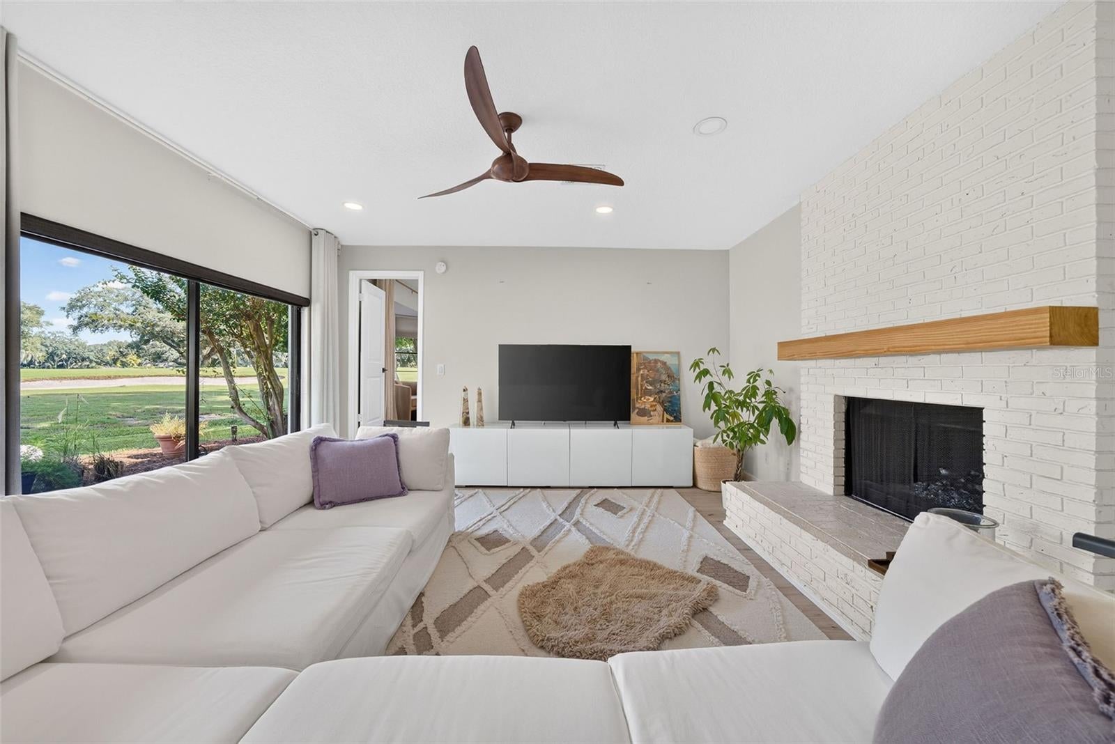 7601 ORANGE TREE LANE